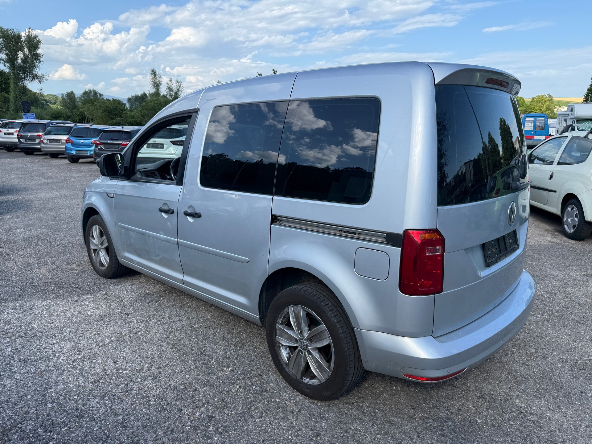 VW Caddy 1.4 TSI Trendline-image-7