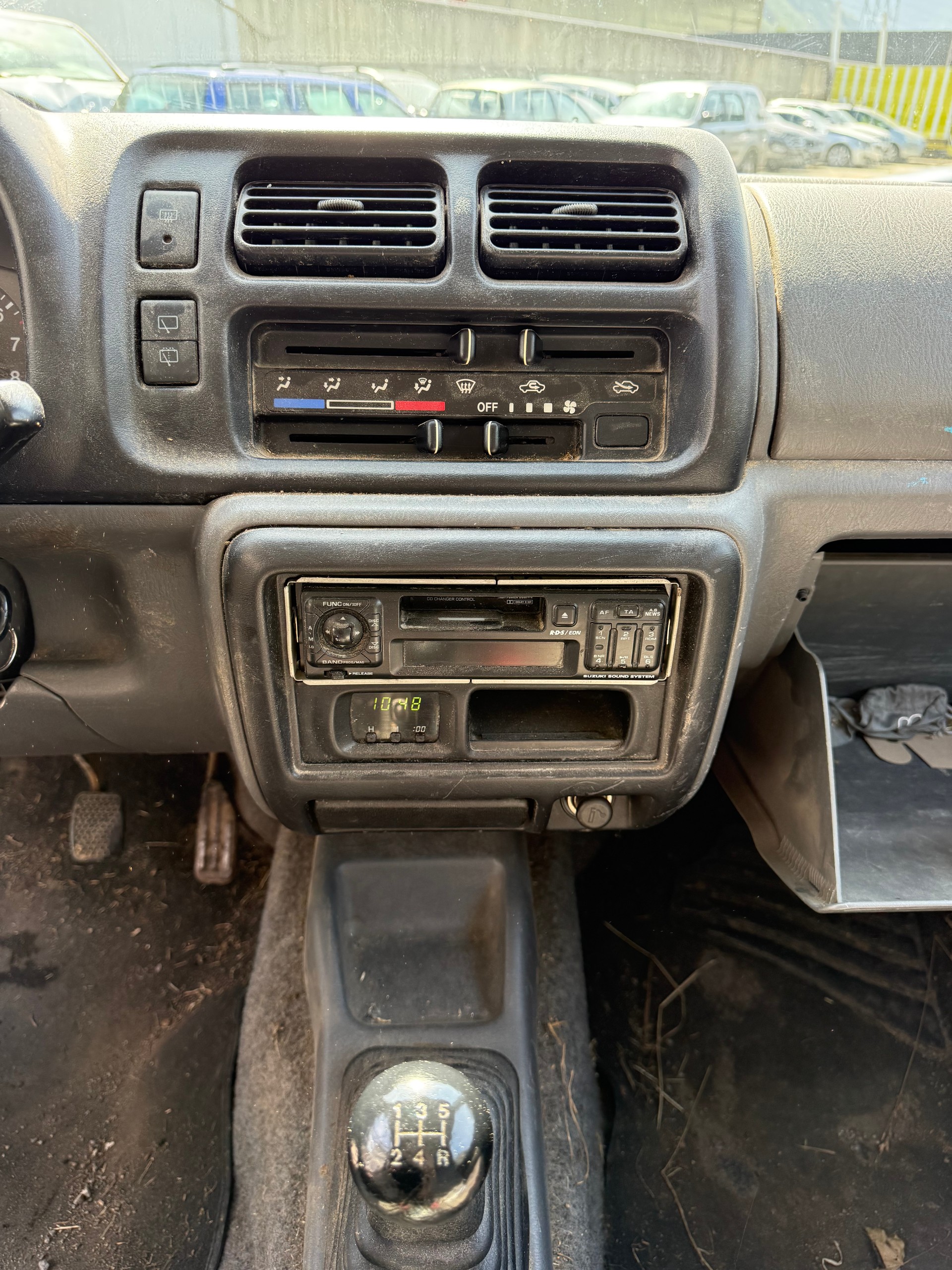 SUZUKI Jimny 1.3 16V JLX-image-14