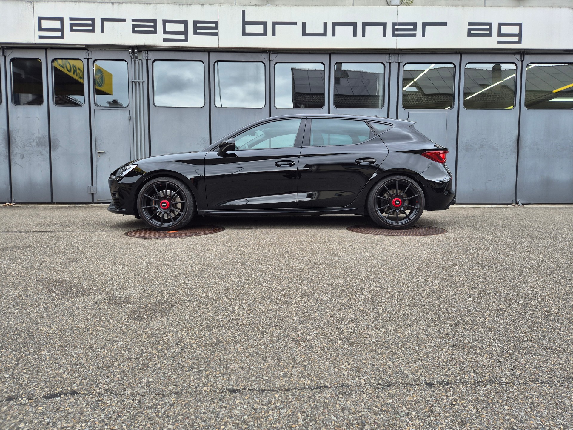 CUPRA LEON VZ 2.0 TSI DSG-image-0
