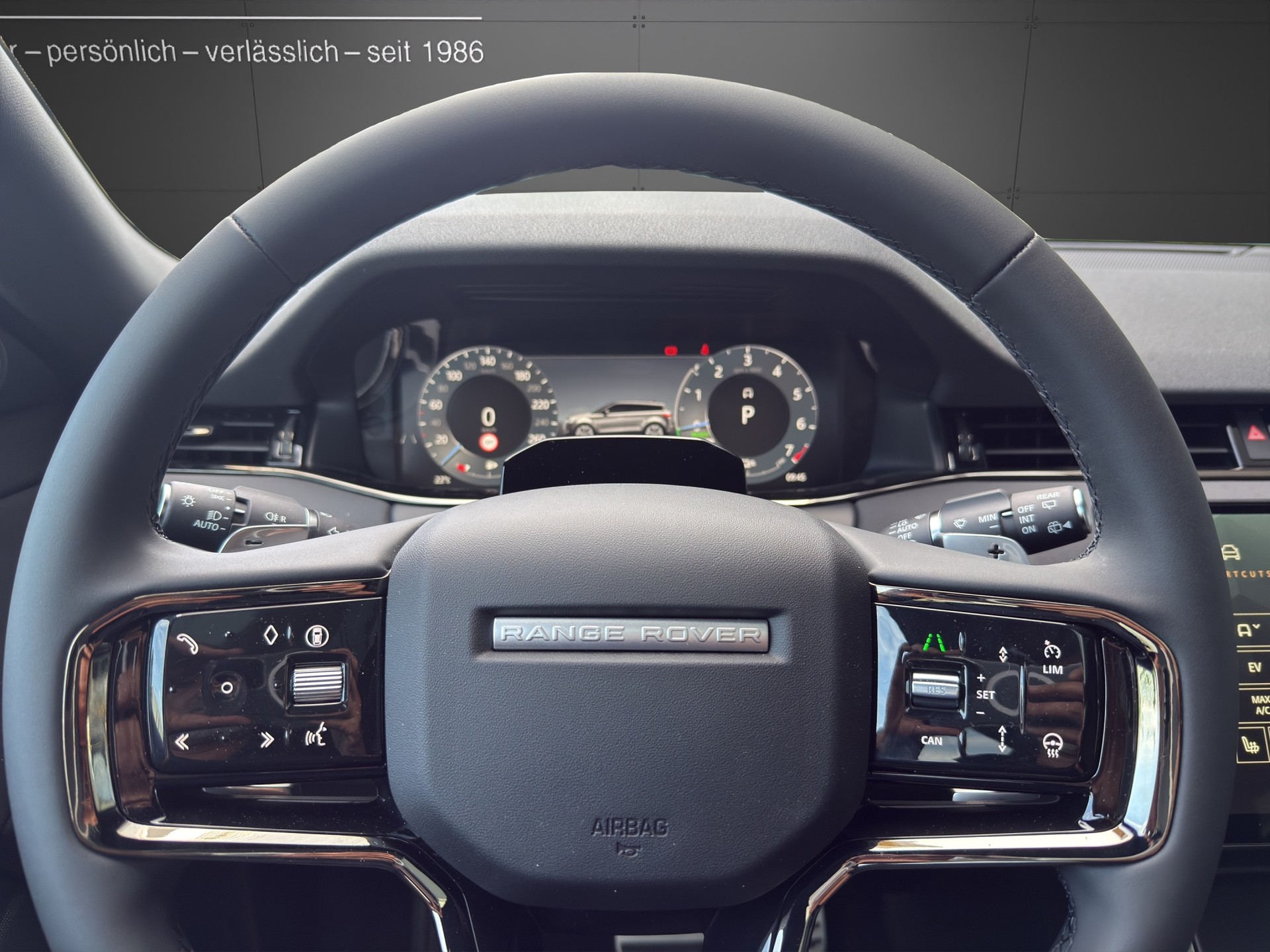 LAND ROVER Range Rover Evoque P 270e Hoxton Edition AT9-image-11