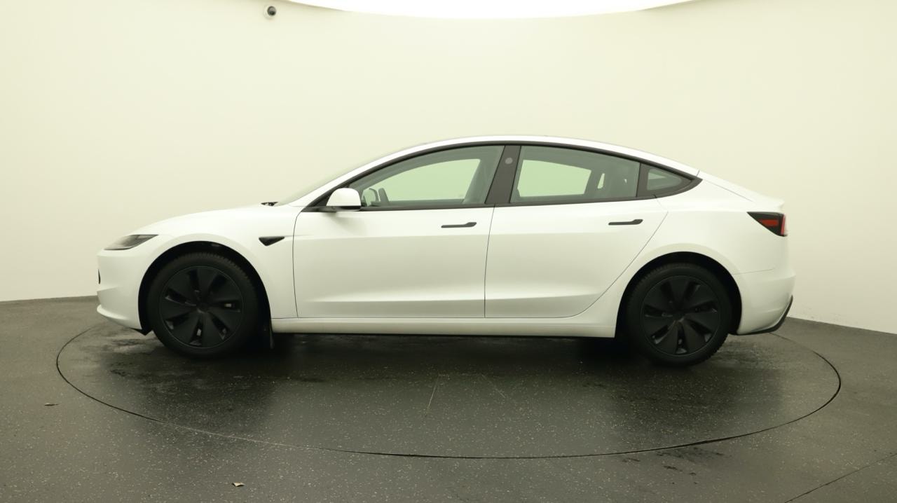 TESLA Model 3 Long Range Dual Motor AWD-image-1