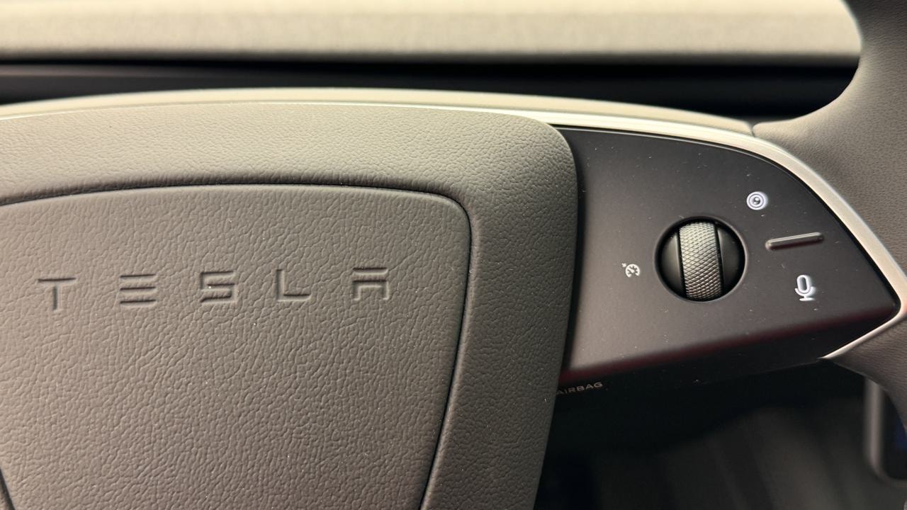 TESLA Model 3 Long Range Dual Motor AWD-image-9