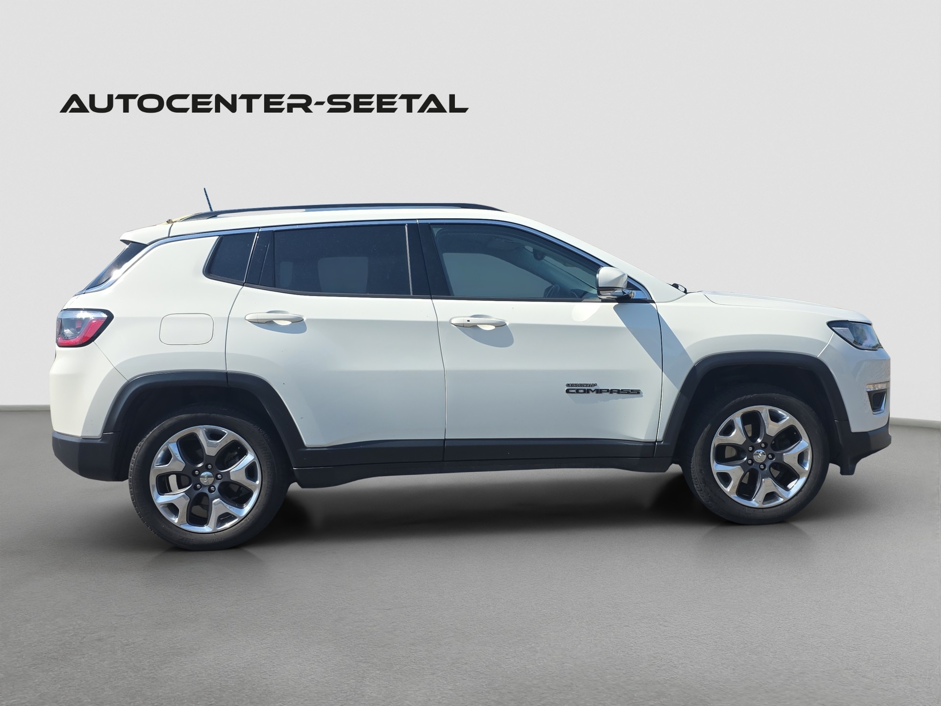 JEEP Compass 1.4 Turbo Limited AWD 9ATX-image-1