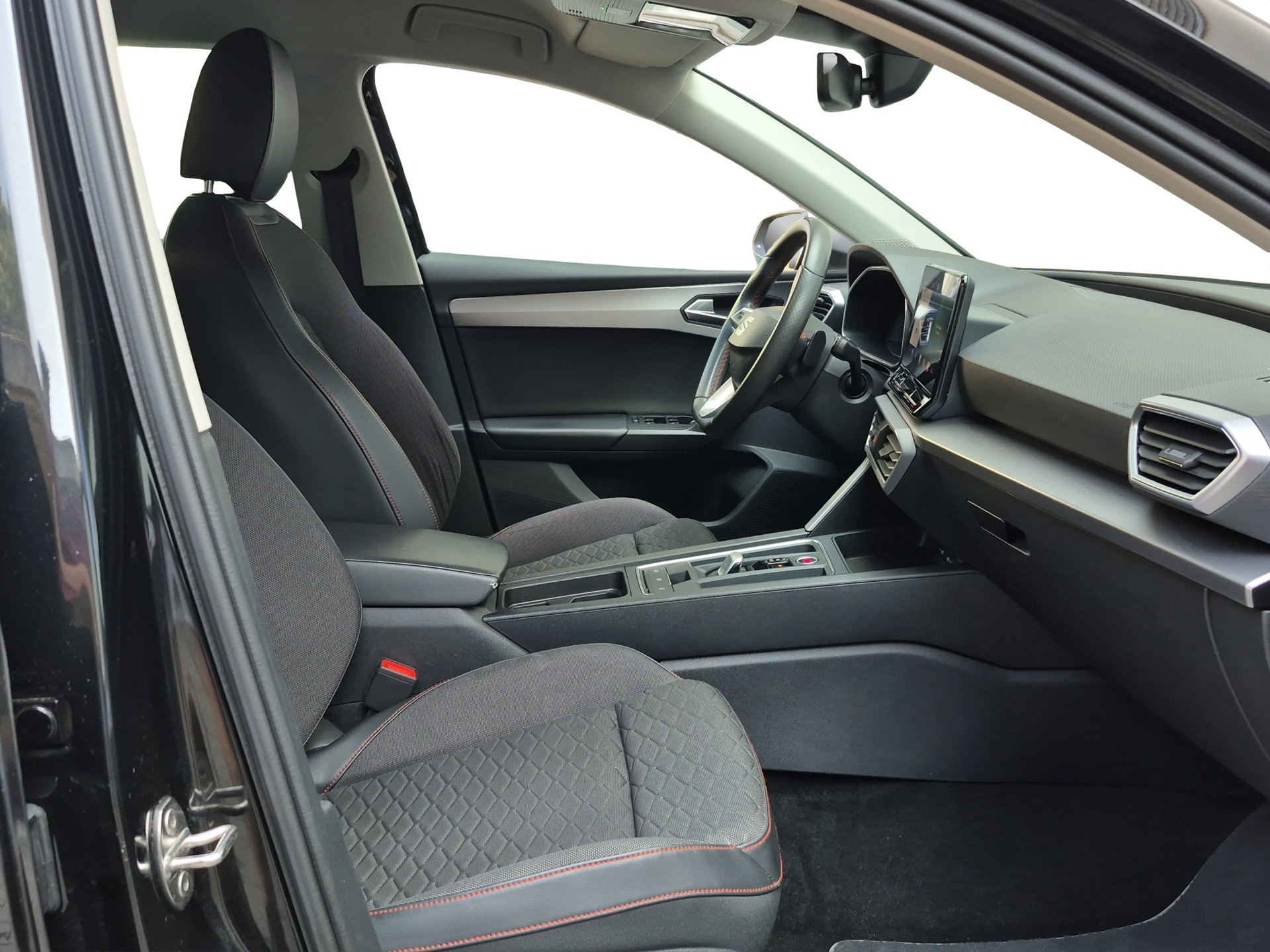 SEAT Leon ST 2.0 TDI EVO DSG 4Drive FR *Anhängerkupplung*-image-7