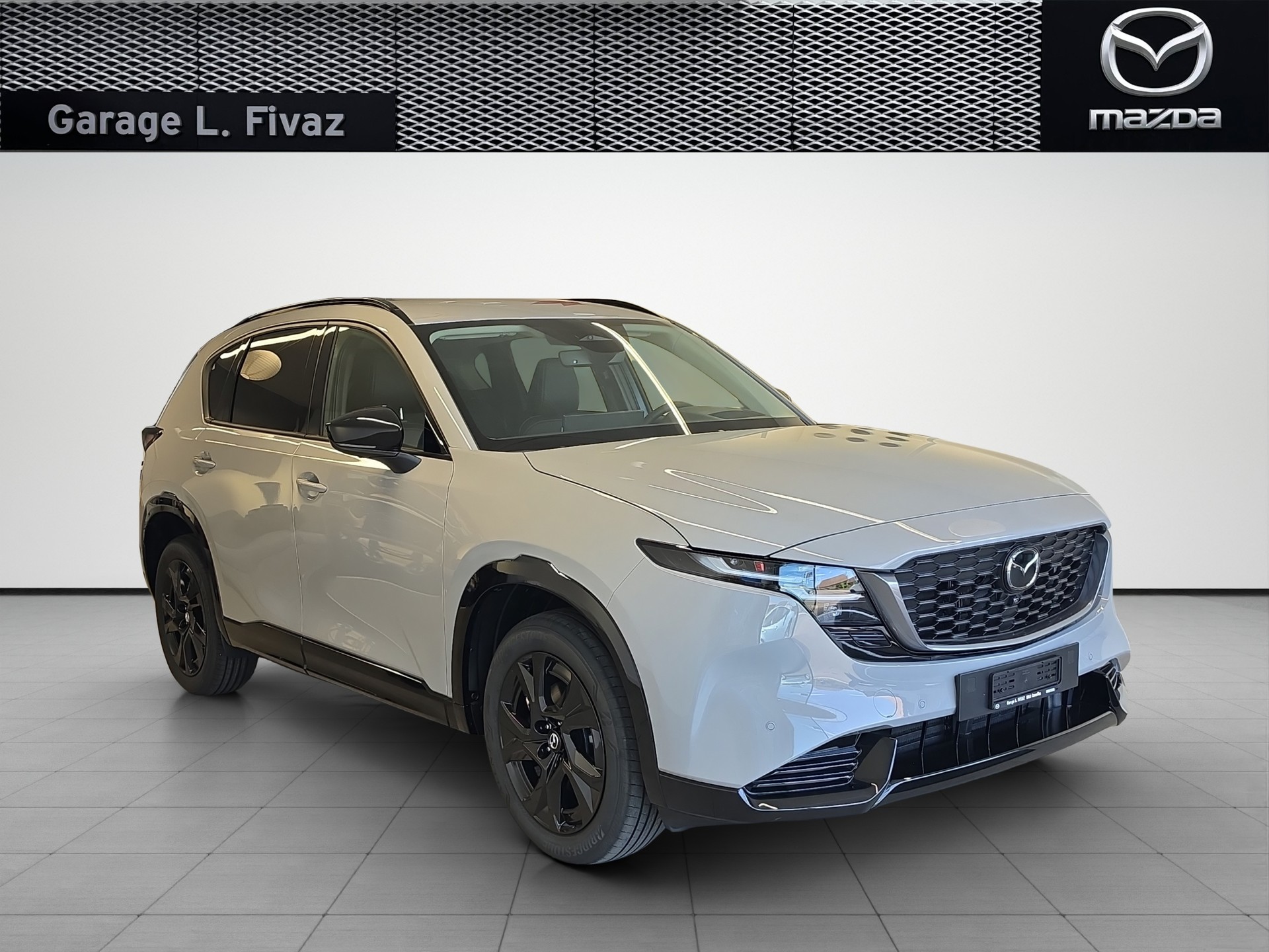 MAZDA CX-5 e-Skyactiv-G 141 Centre-line FWD-image-3