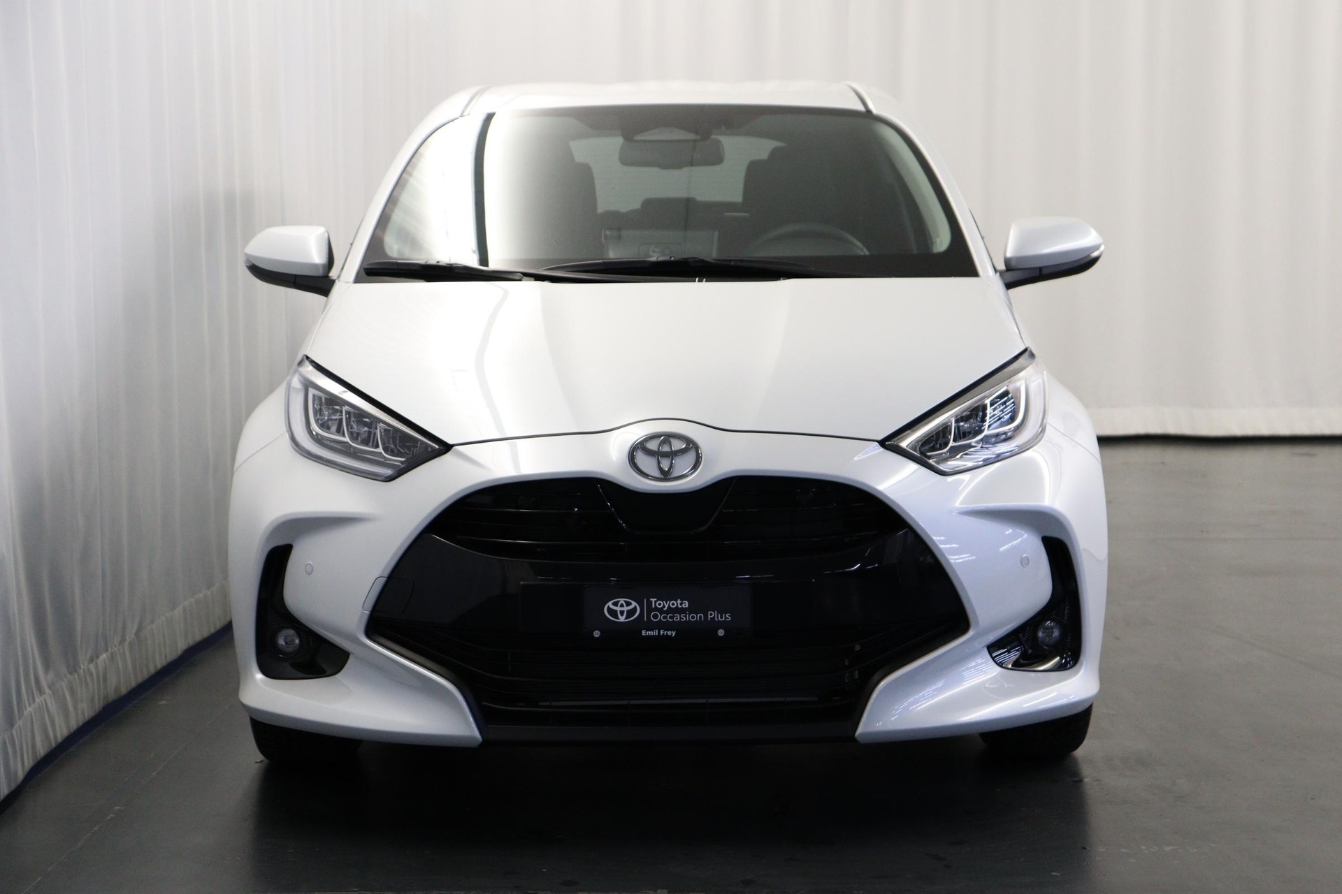 TOYOTA Yaris 1.5 VVT-i HSD Trend-image-10