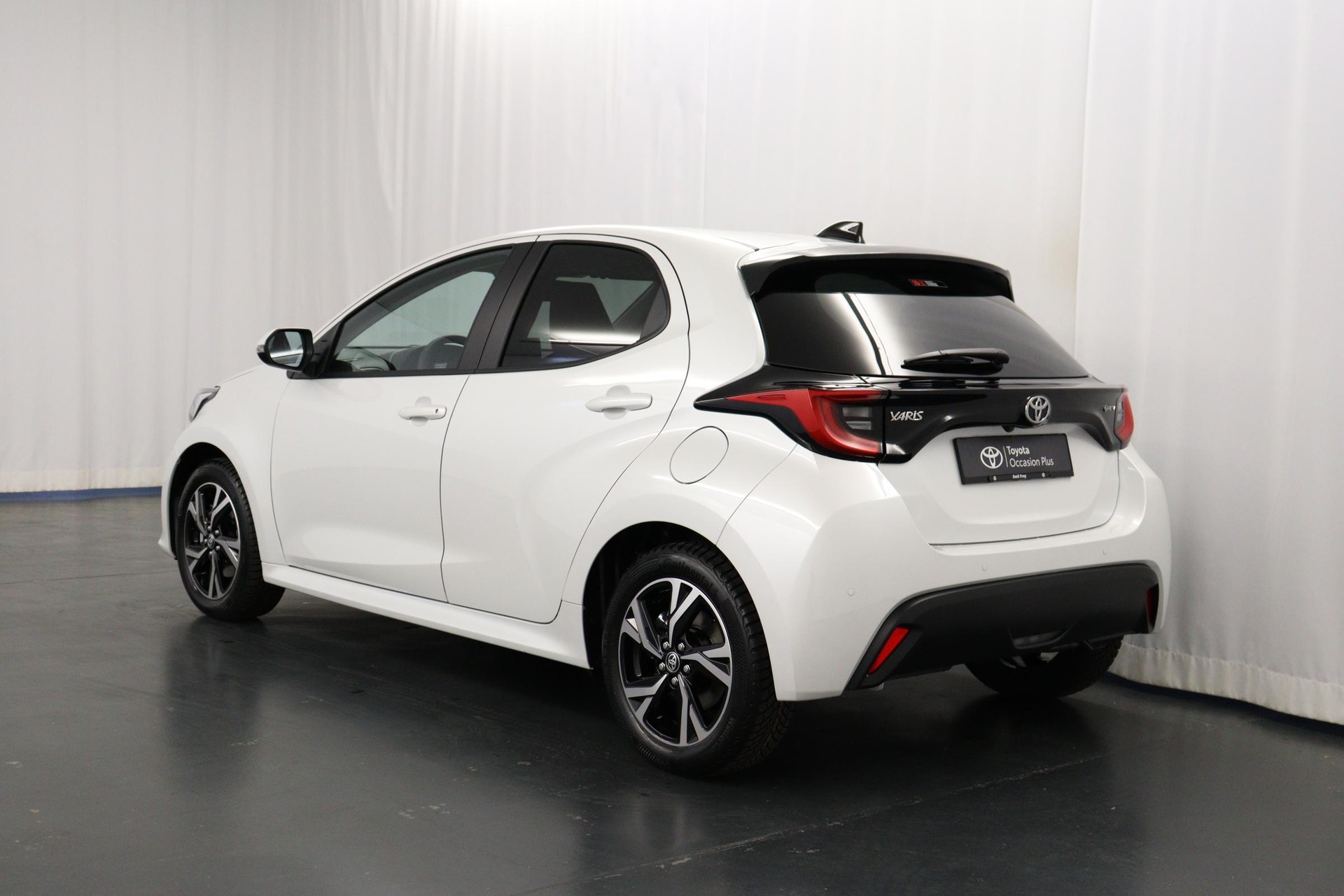 TOYOTA Yaris 1.5 VVT-i HSD Trend-image-6