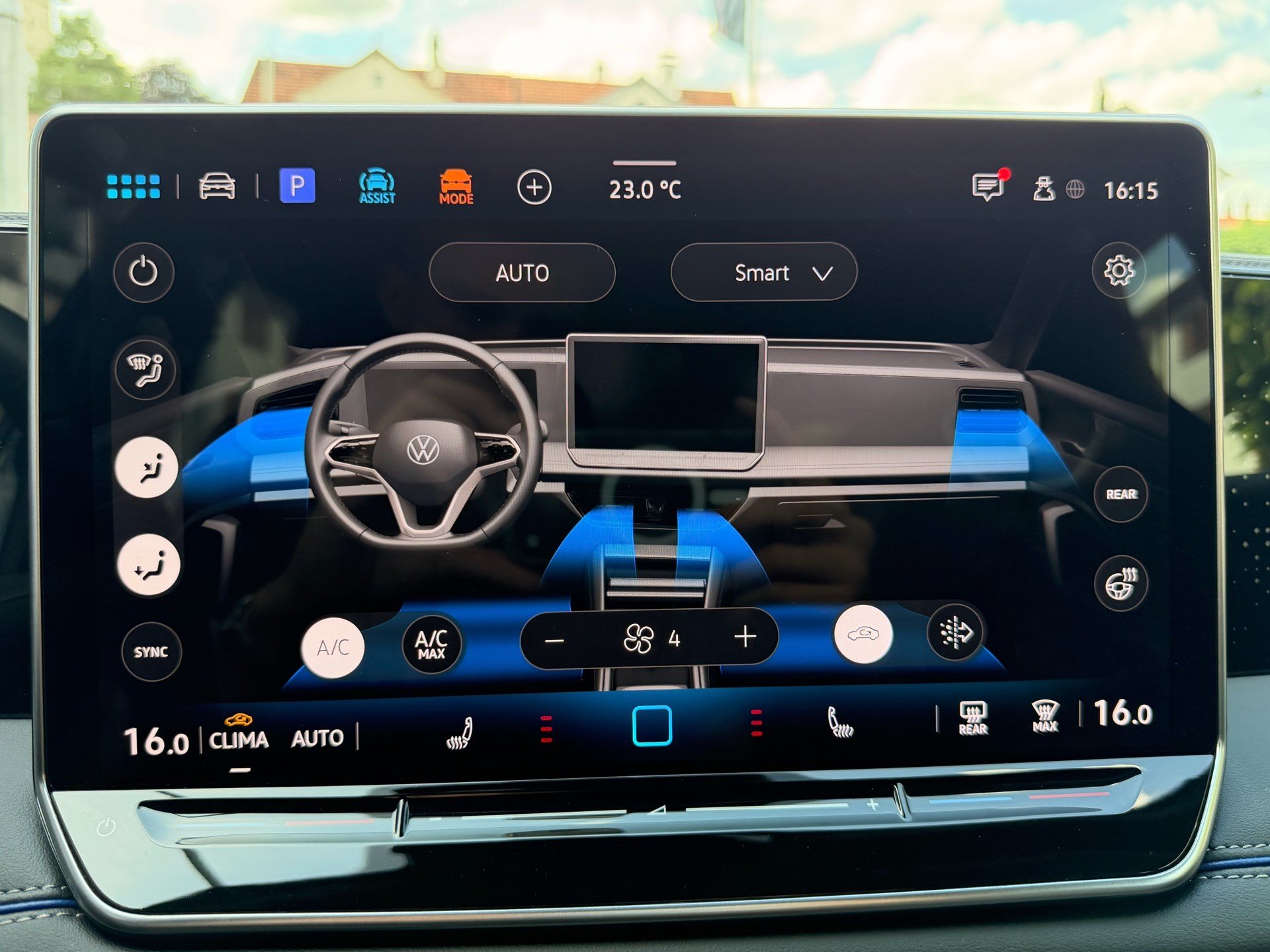VW Tiguan 2.0 TSI 265 PS 4MOTION R-LINE *** ANHÄNGEKUPPLUNG & 360 GRAD KAMERA ***-image-22