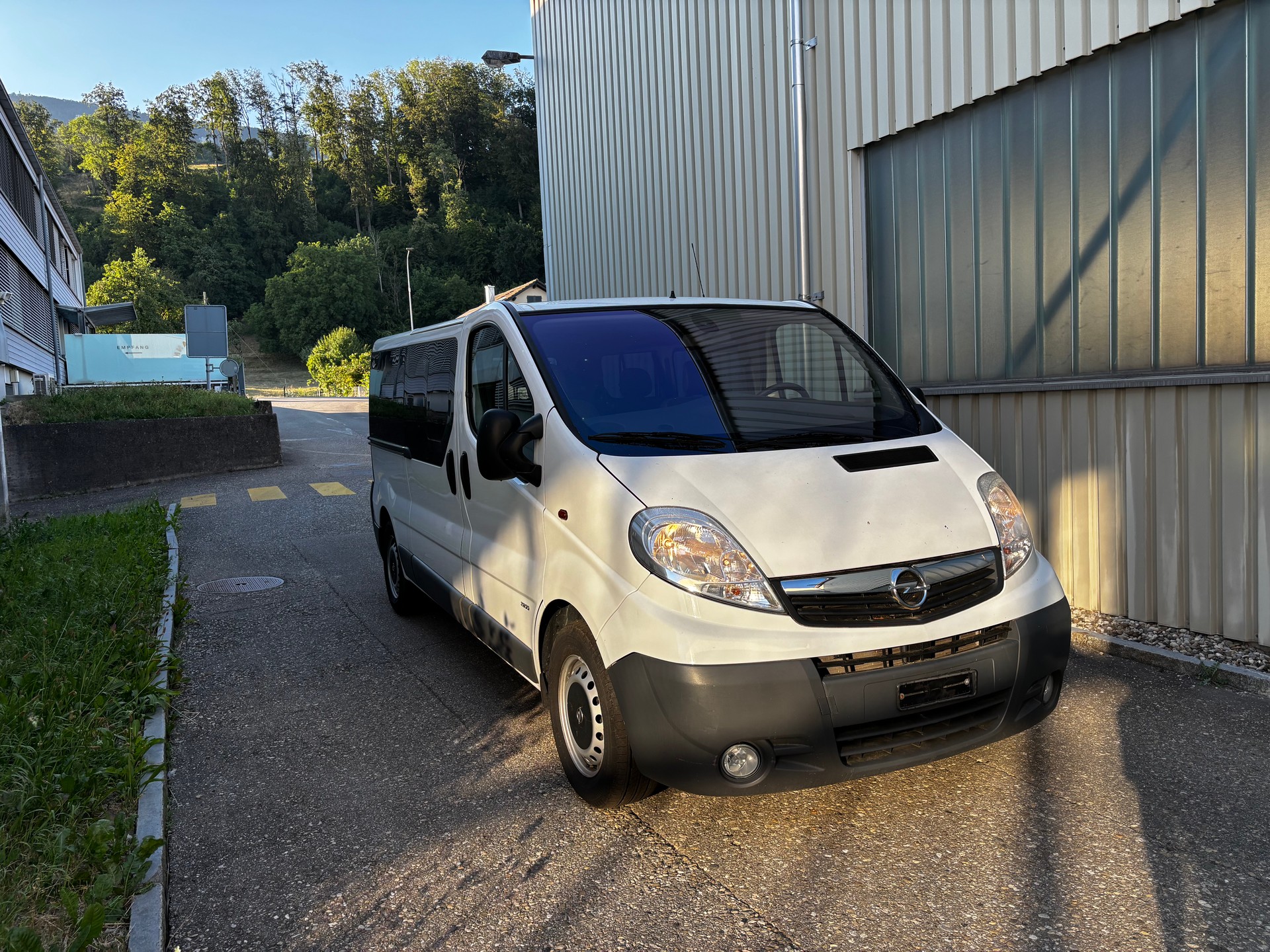 OPEL Vivaro 2.0 CDTI ecoFLEX 2.7t L1H1 Easytronic-image-0