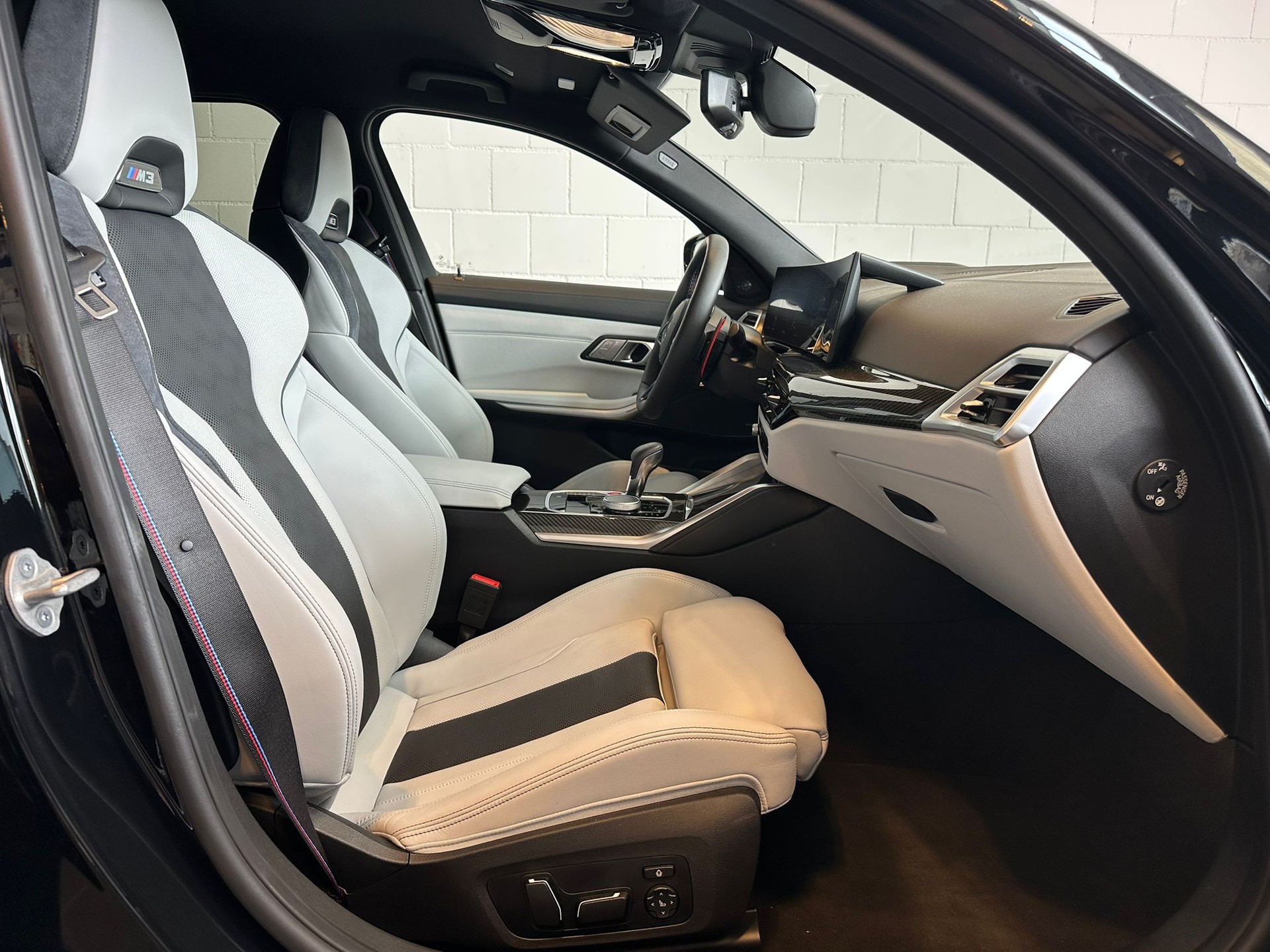 BMW M3 Touring xDrive Competition M-image-7
