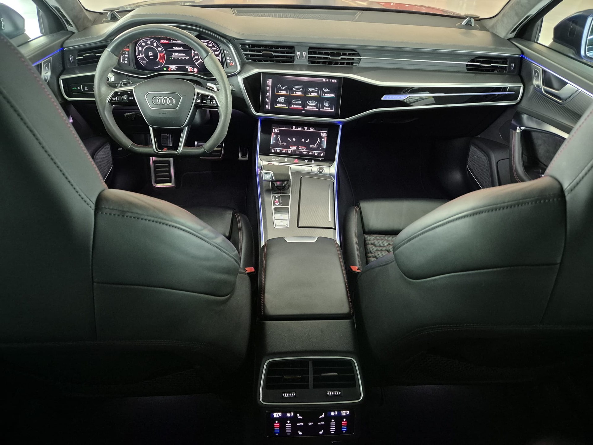 AUDI RS6 Avant 4.0 TFSI V8 quattro-image-33