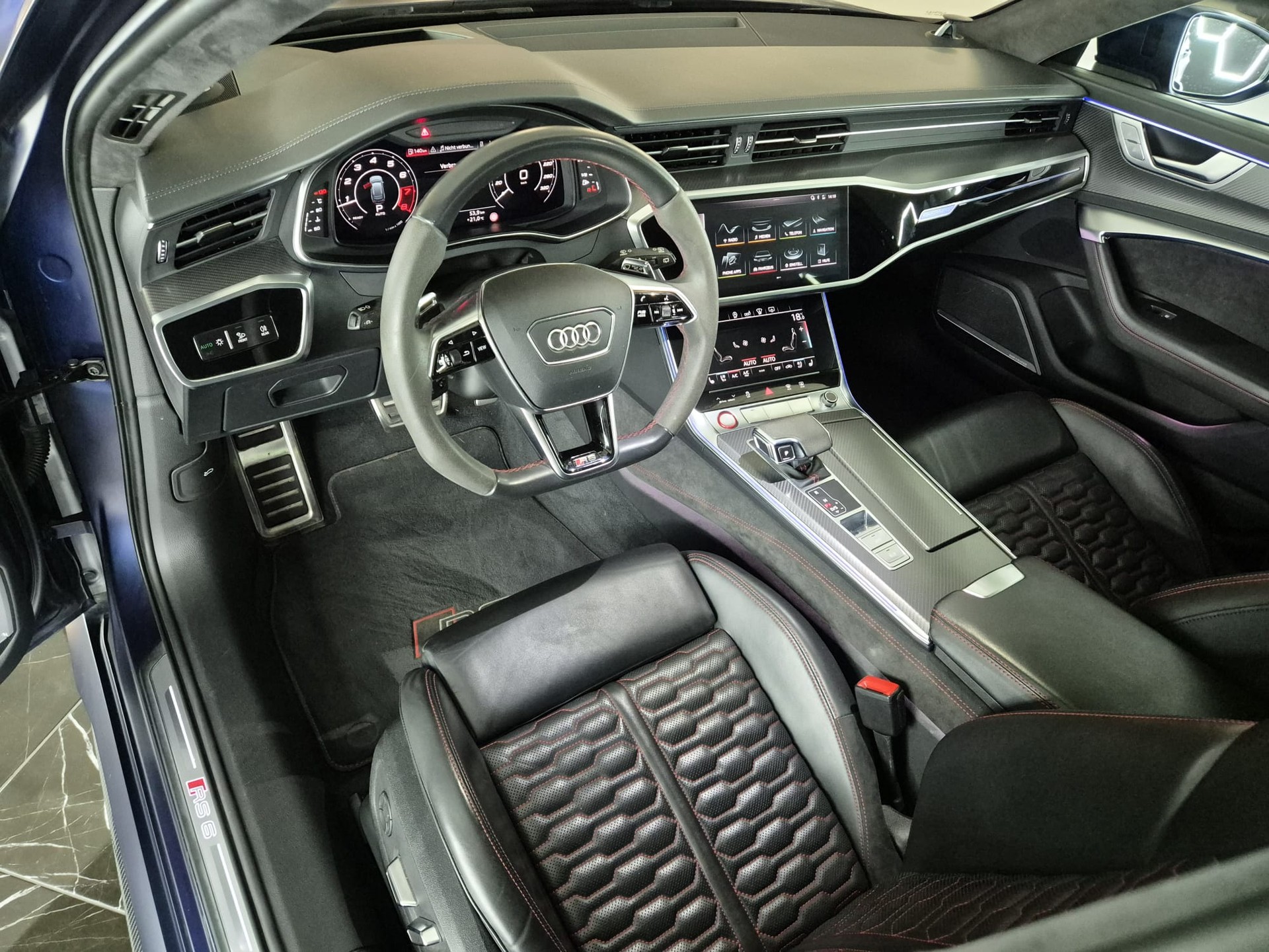 AUDI RS6 Avant 4.0 TFSI V8 quattro-image-20