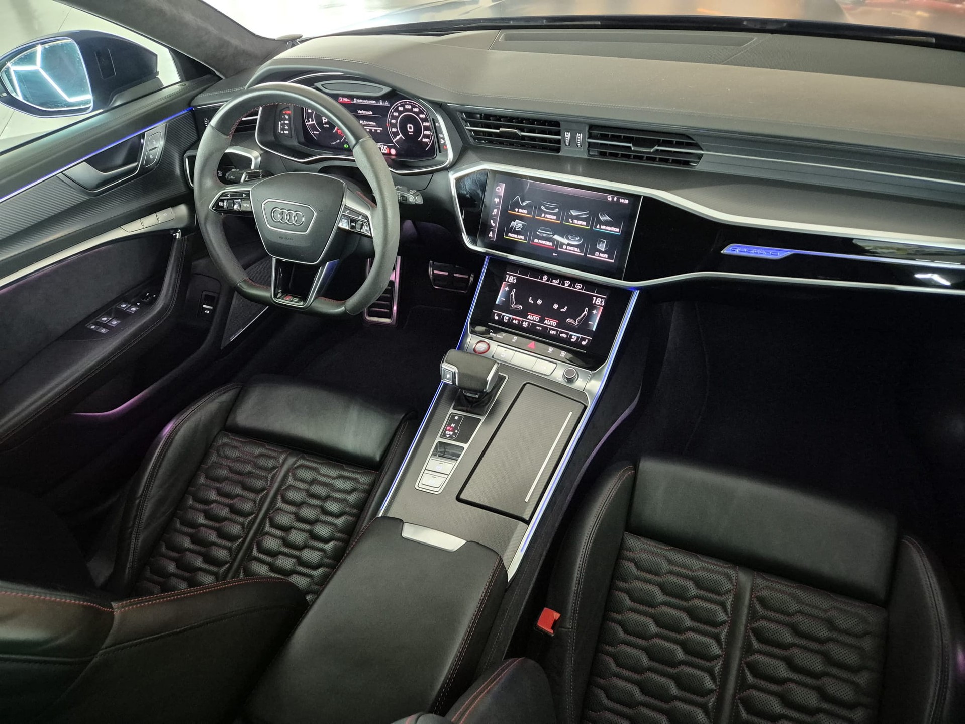 AUDI RS6 Avant 4.0 TFSI V8 quattro-image-35