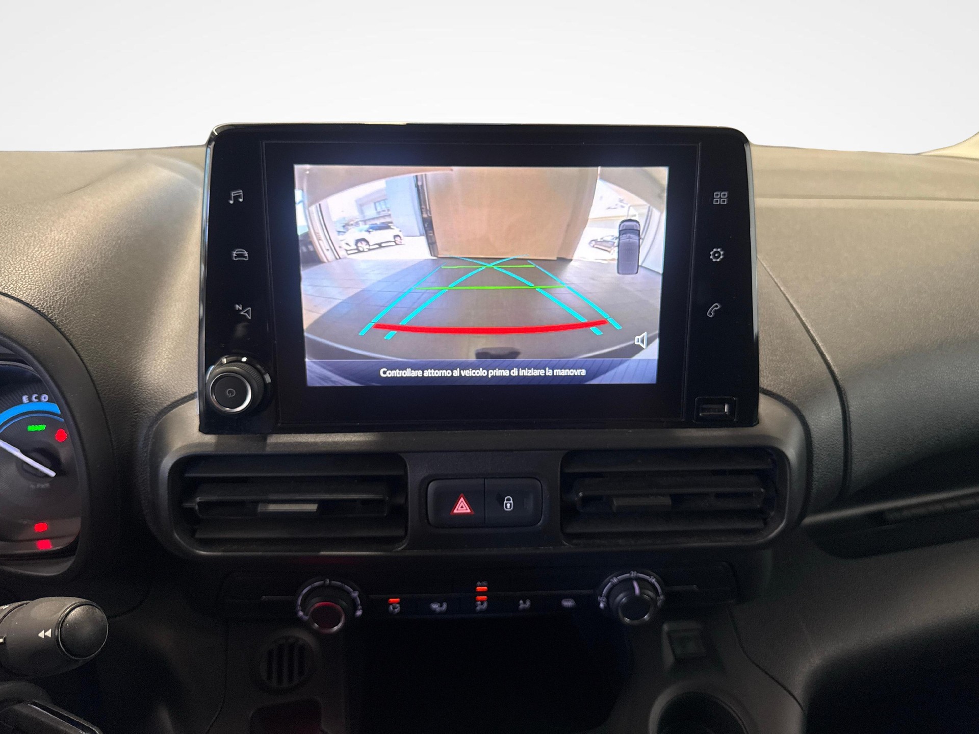TOYOTA PROACE CITY Van L1 50KWh Active-image-12