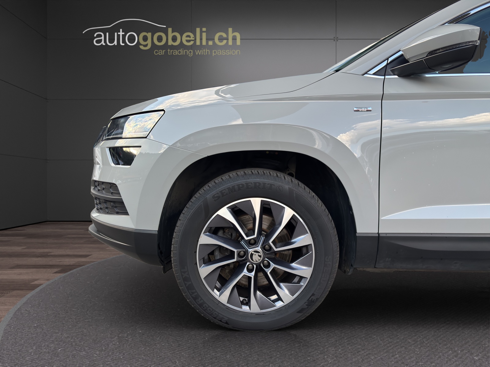 SKODA Karoq 2.0 TDI Drive 4x4 DSG-image-14