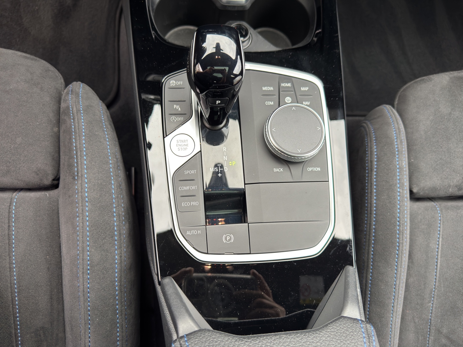 BMW M135i xDrive M AERODYNAMIKPAKET-image-14