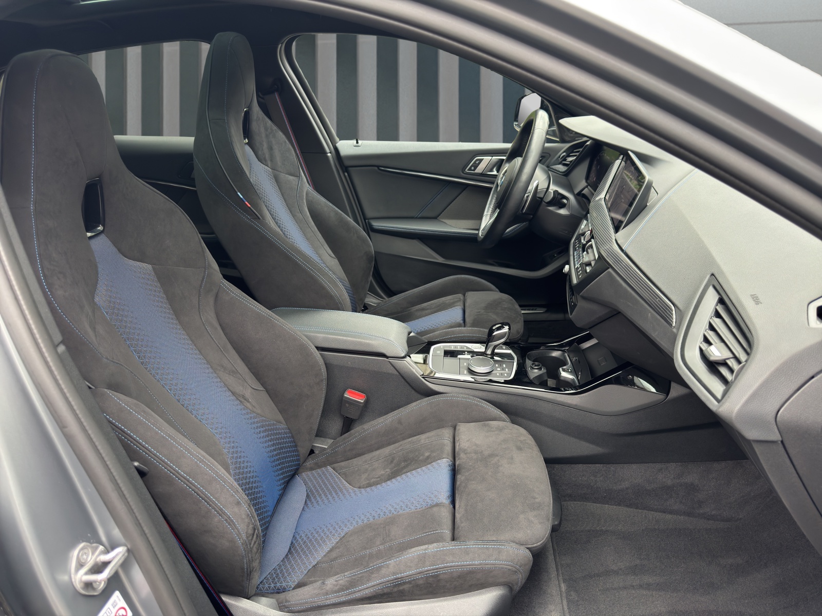 BMW M135i xDrive M AERODYNAMIKPAKET-image-18
