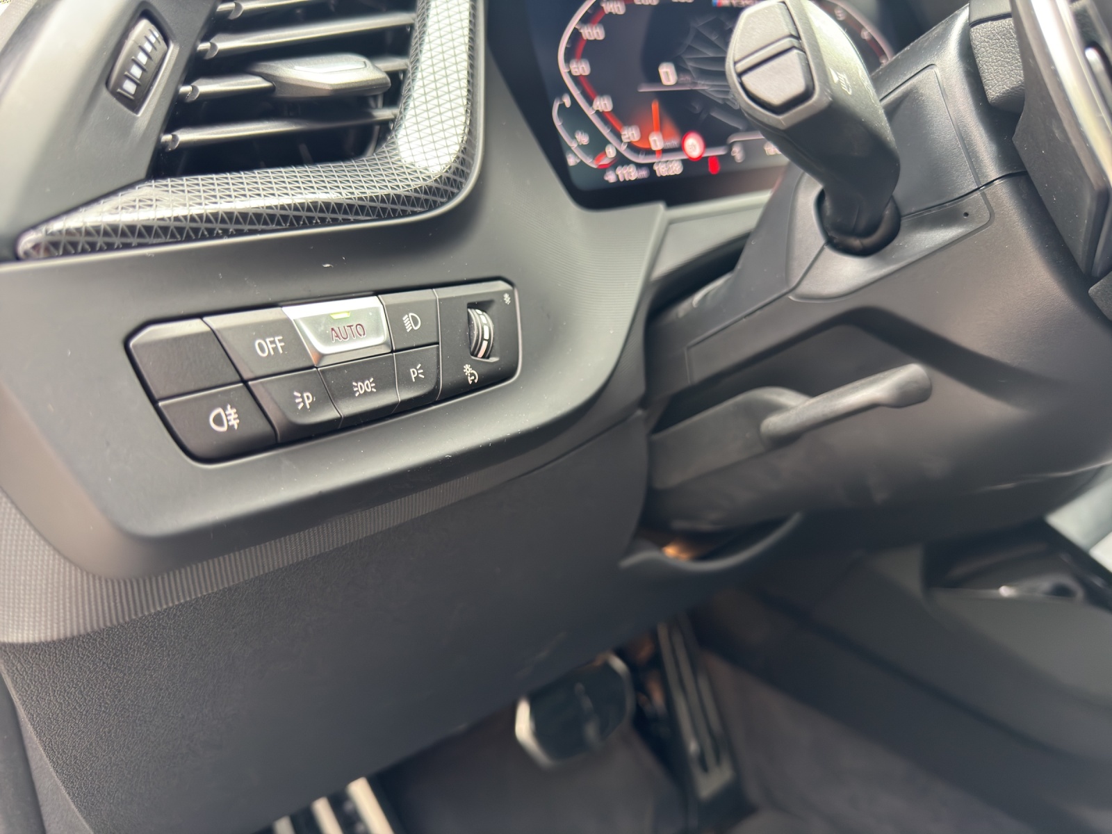 BMW M135i xDrive M AERODYNAMIKPAKET-image-13