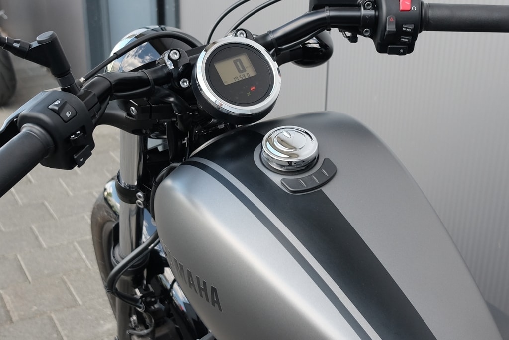 YAMAHA XV 950 R ABS-image-7