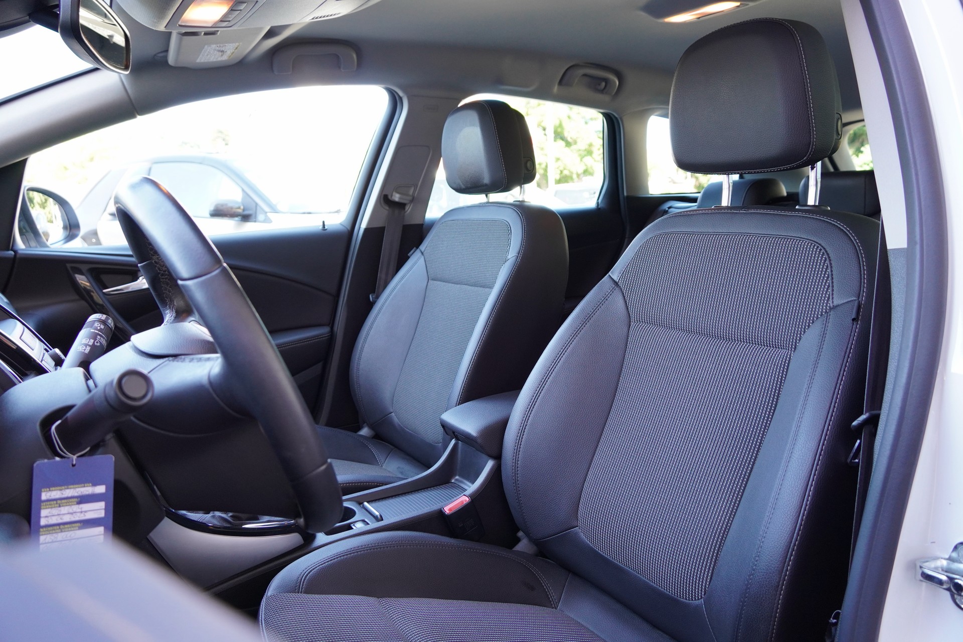 OPEL Astra SportsTourer 1.6i 16V Turbo Cosmo-image-8