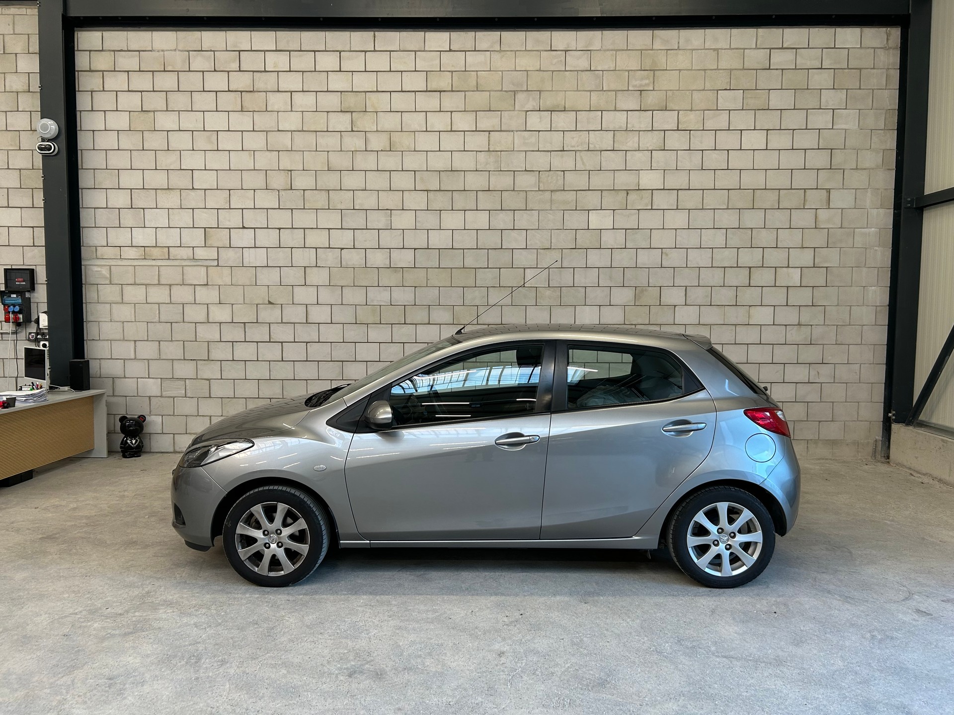 MAZDA 2 1.3i 16V Exclusive-image-0