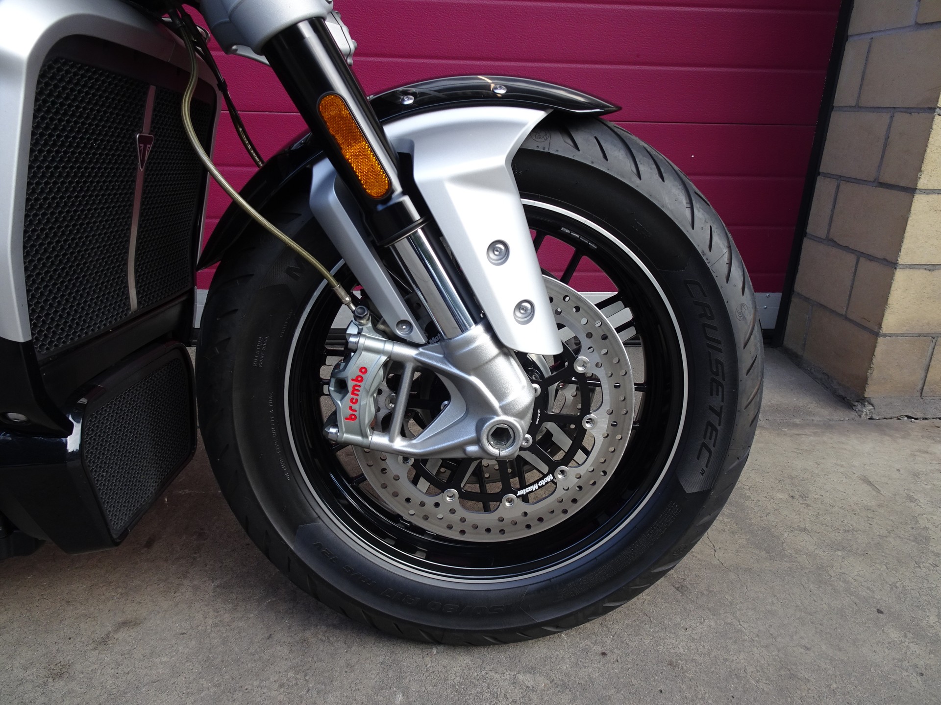 TRIUMPH Rocket 3 GT-showroom-element-1
