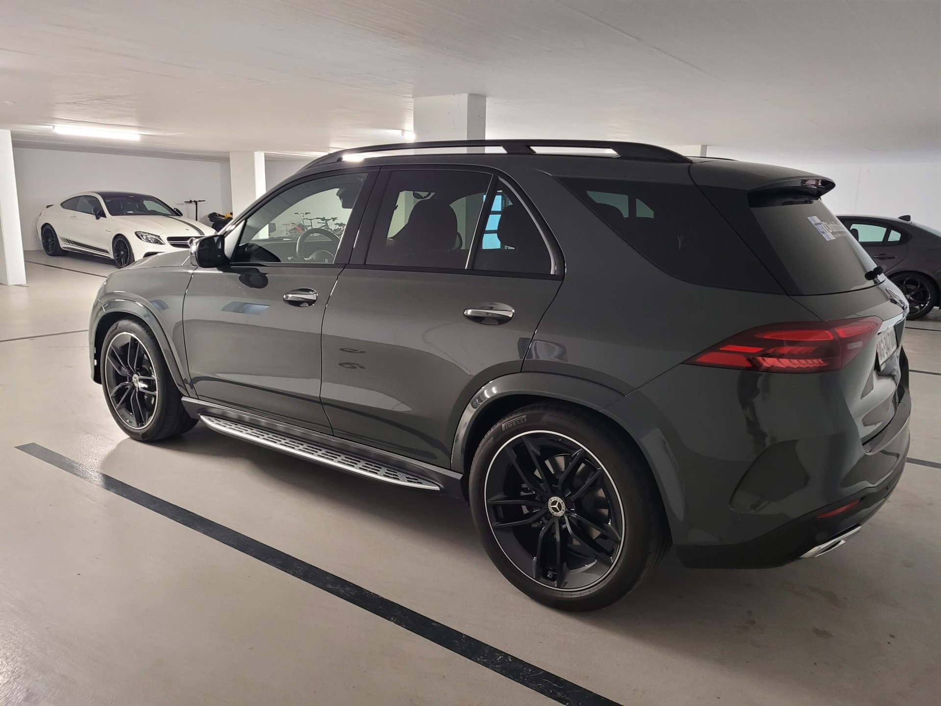 MERCEDES-BENZ GLE 450 AMG Line 4matic-image-1