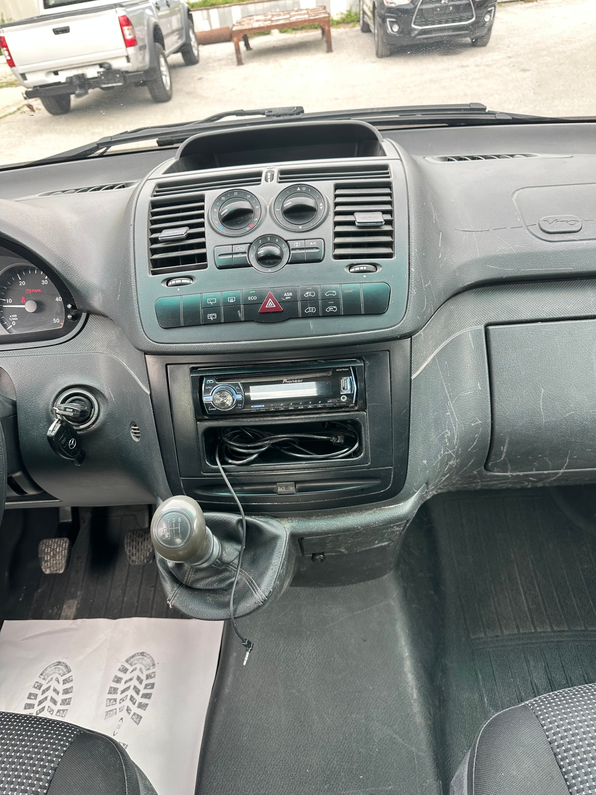MERCEDES-BENZ Vito 116 CDI Blue Efficiency-image-13
