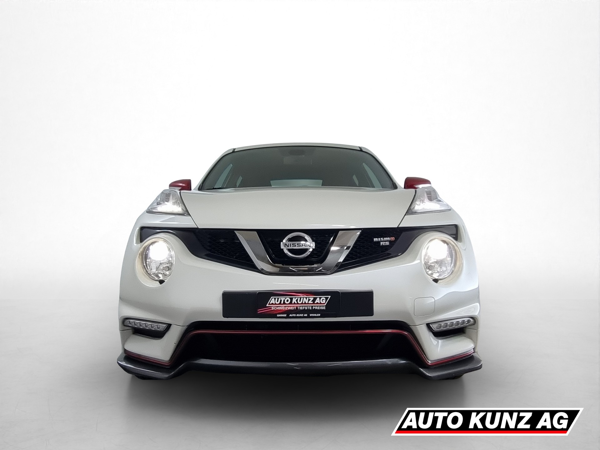 NISSAN Juke 1.6 DIG-T Nismo RS 4x4-showroom-element-1