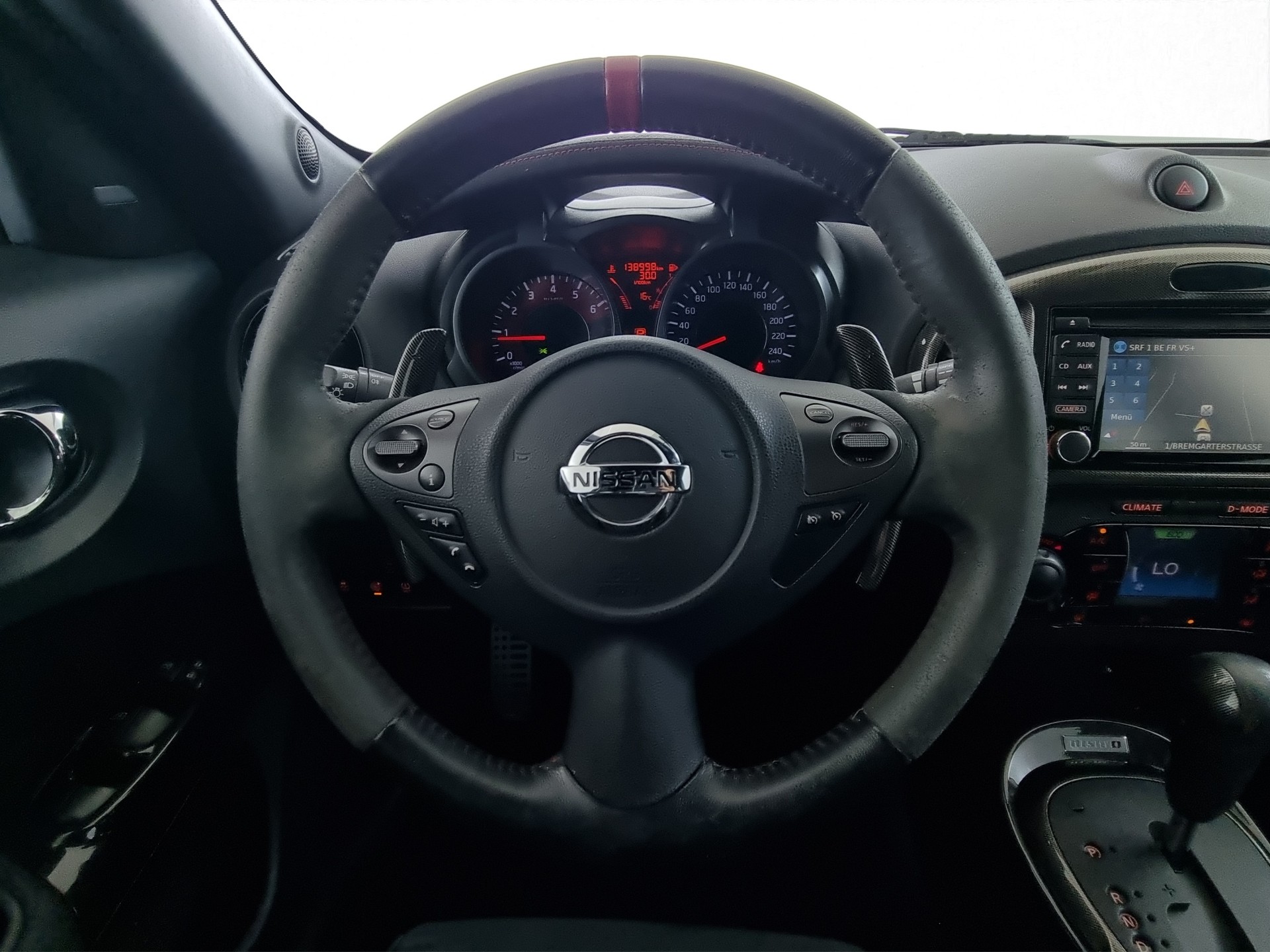 NISSAN Juke 1.6 DIG-T Nismo RS 4x4-image-8