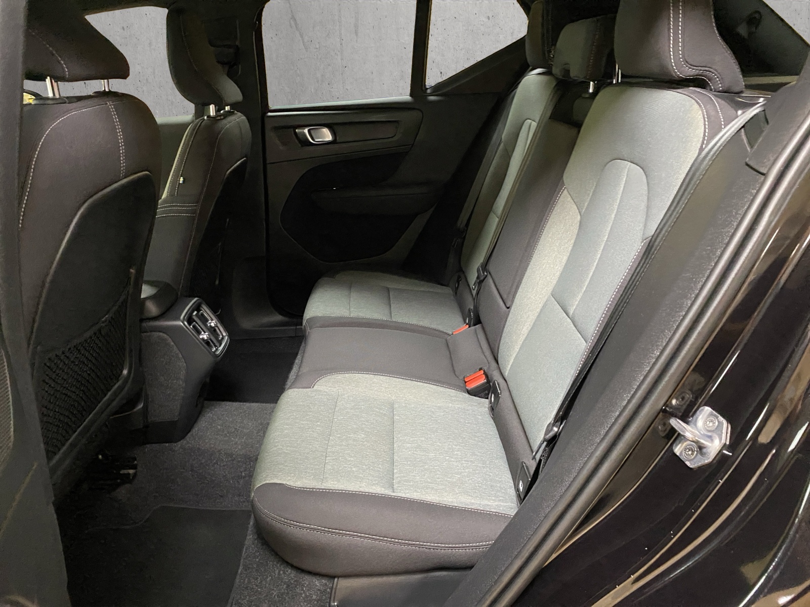 VOLVO XC40 T3 Momentum Geartronic-image-12