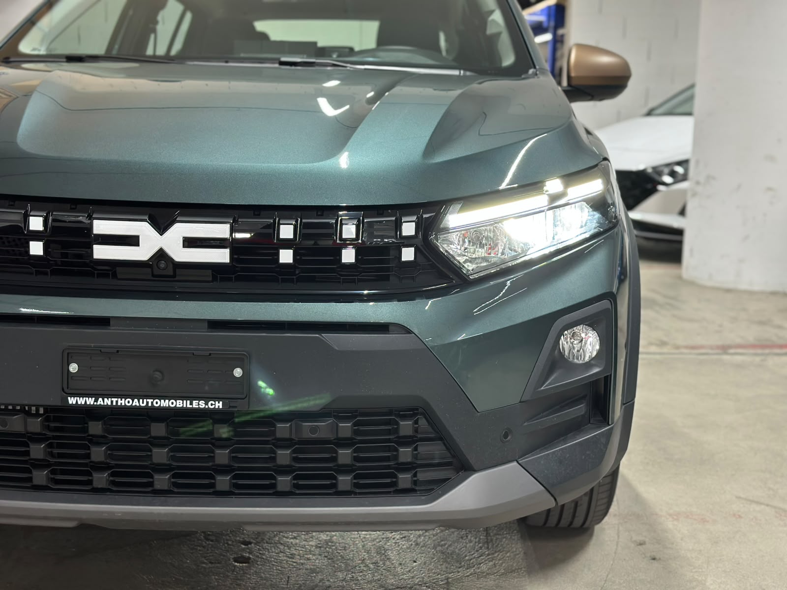 DACIA Sandero Stepway TCe 110 Extreme+-image-2