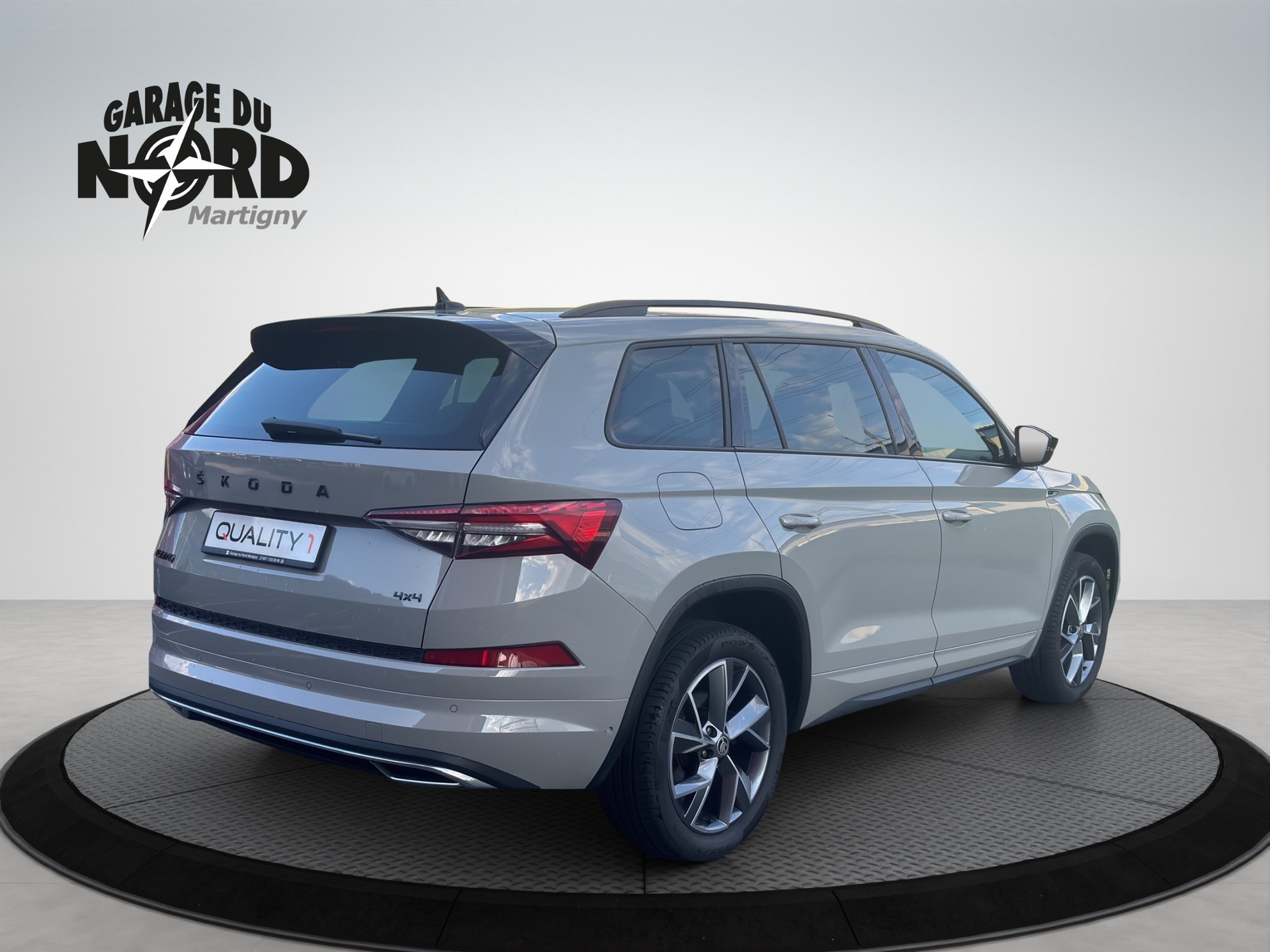 SKODA Kodiaq 2.0 TSI 4x4 SportLine-image-5