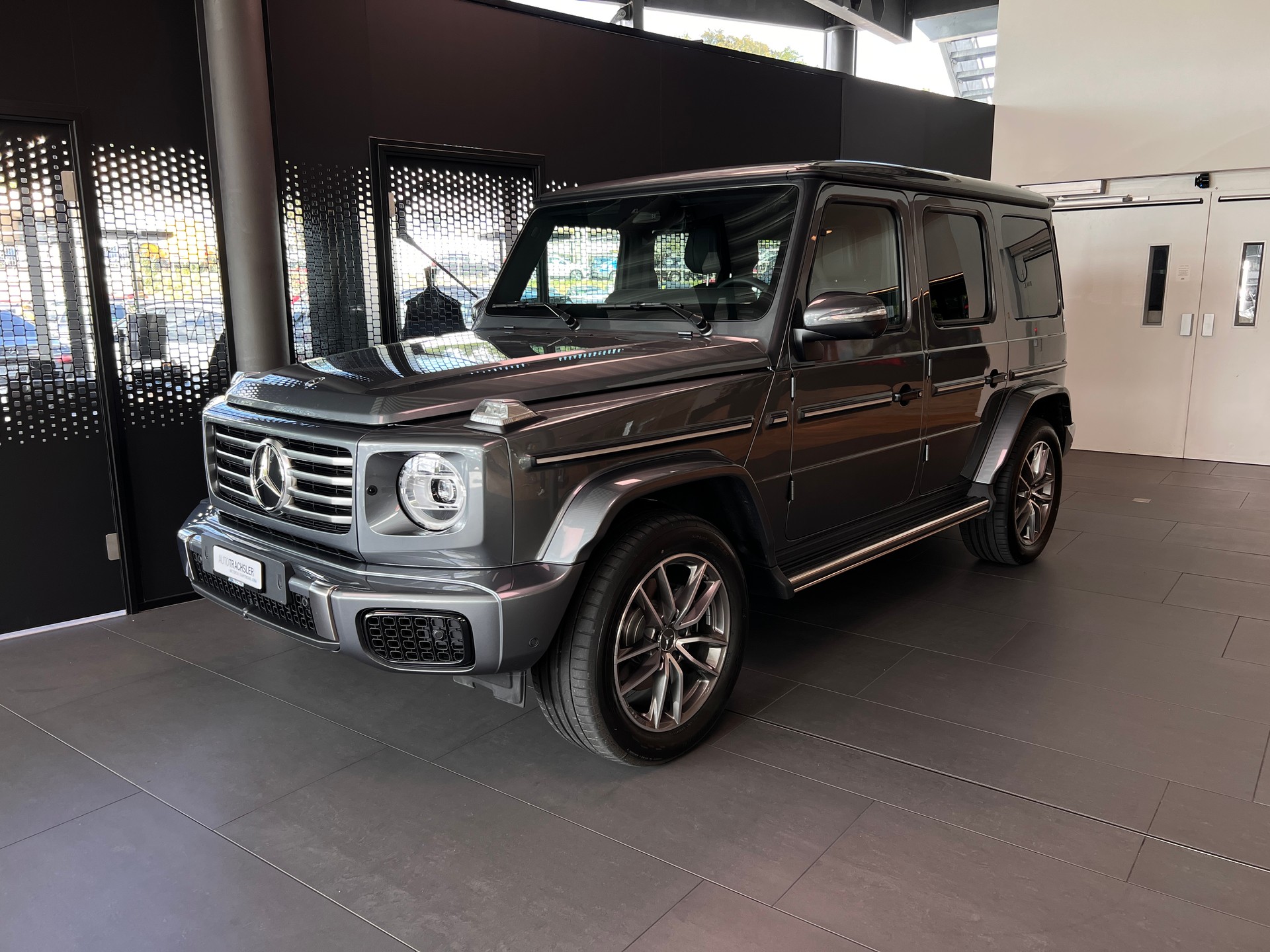 MERCEDES-BENZ G 450d 9G-Tronic-image-0