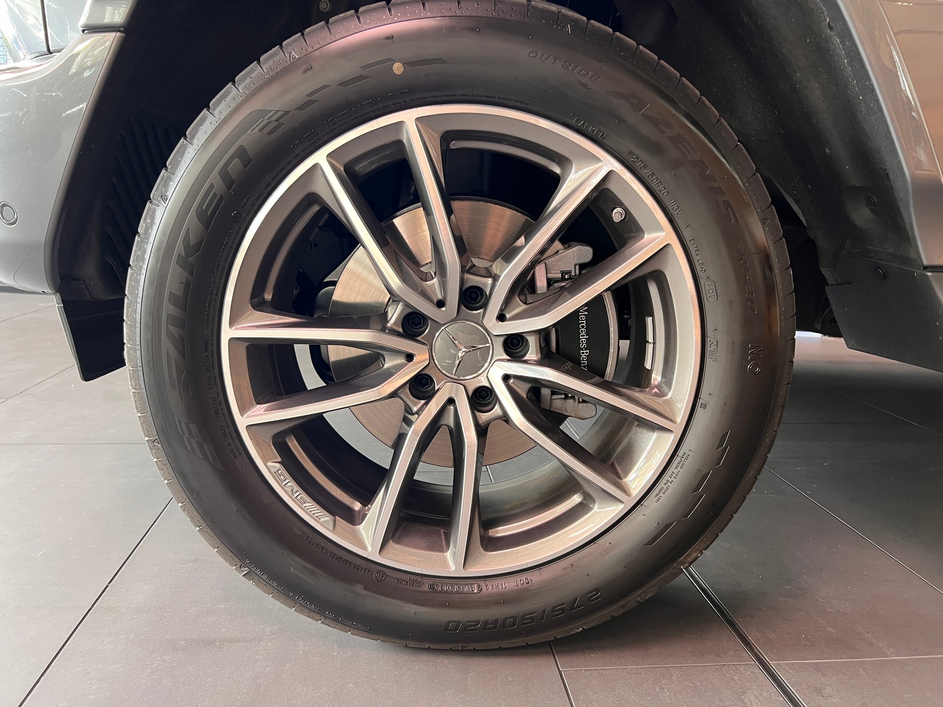 MERCEDES-BENZ G 450d 9G-Tronic-image-4