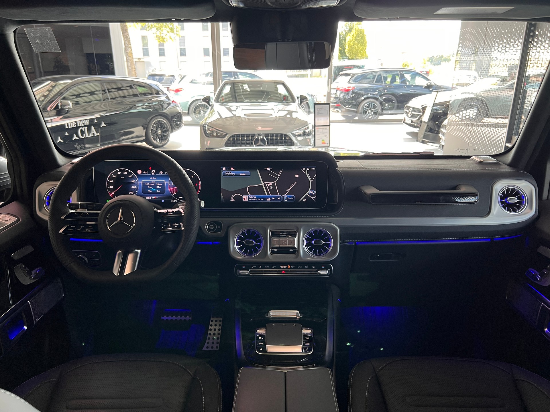 MERCEDES-BENZ G 450d 9G-Tronic-image-9