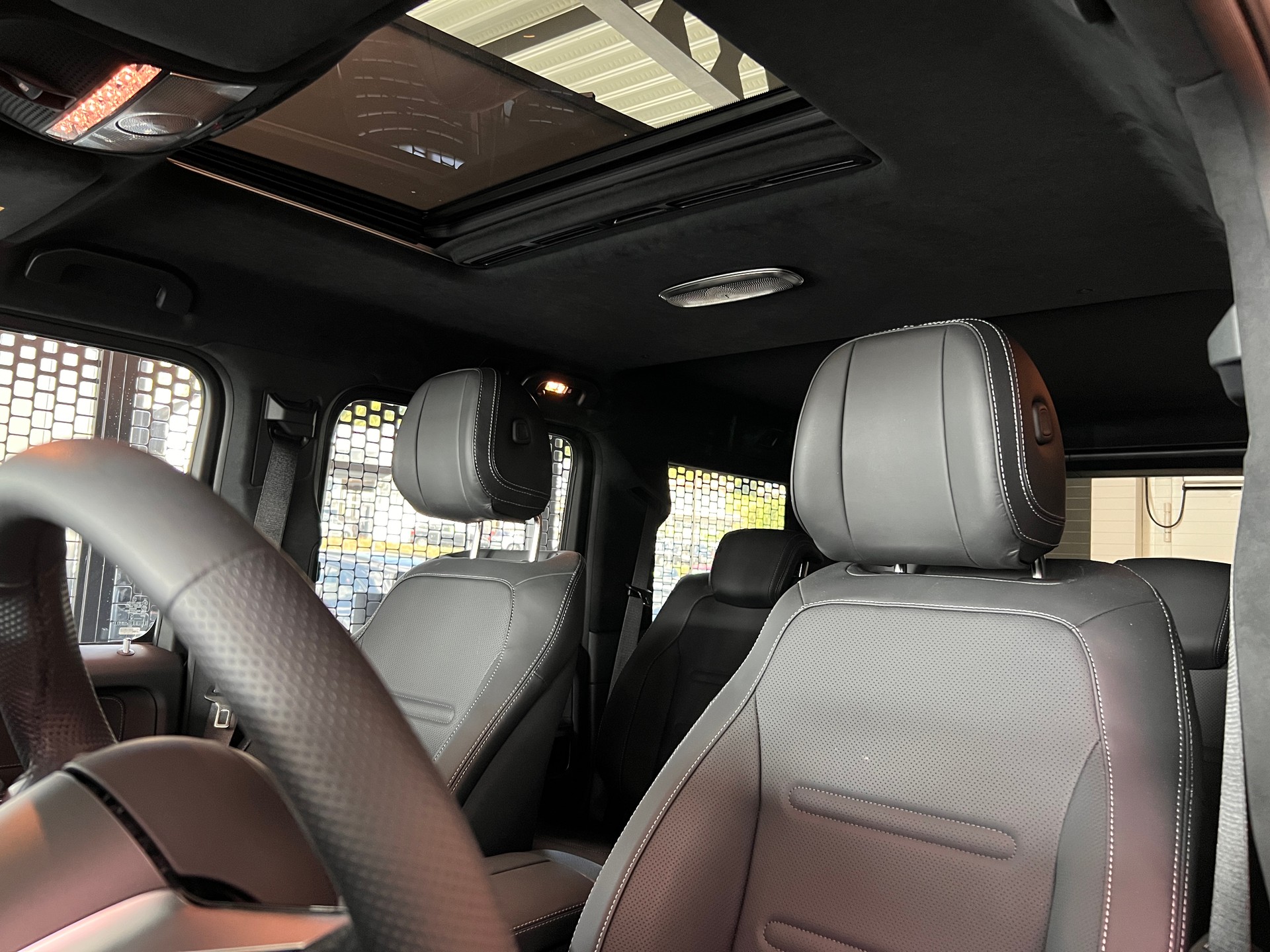 MERCEDES-BENZ G 450d 9G-Tronic-image-10