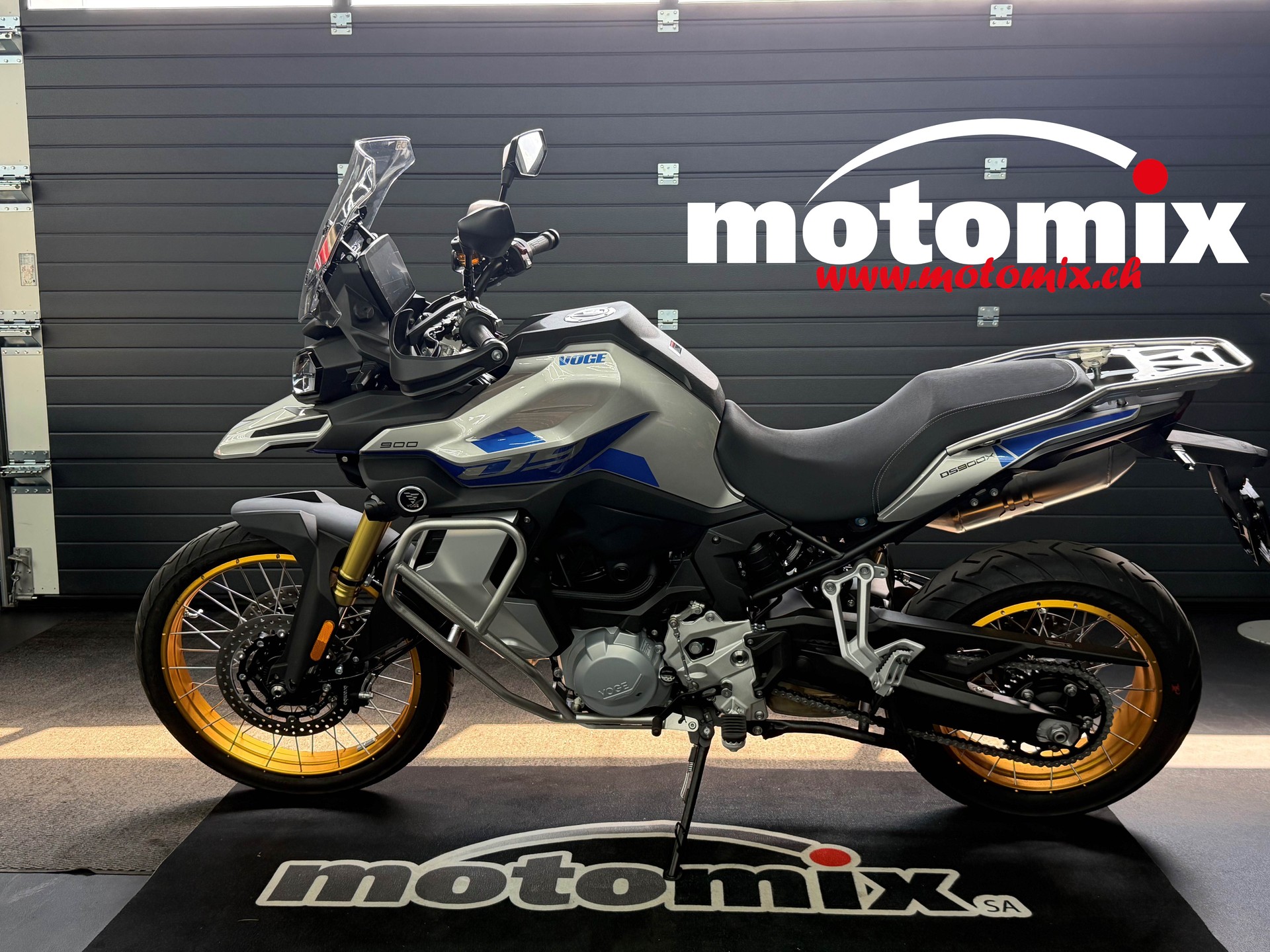 VOGE 900 DSX