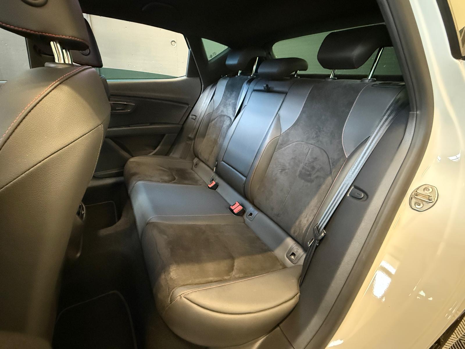 SEAT Leon 2.0 TSI SWISS FR DSG-image-10