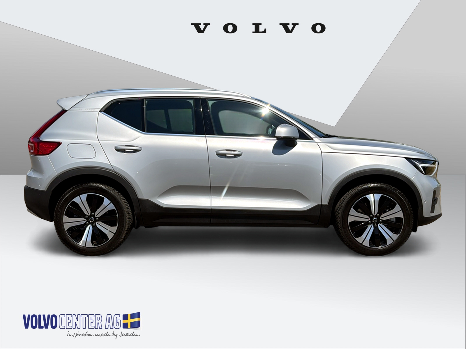 VOLVO XC40 1.5 T4 PiH Plus Bright-image-4