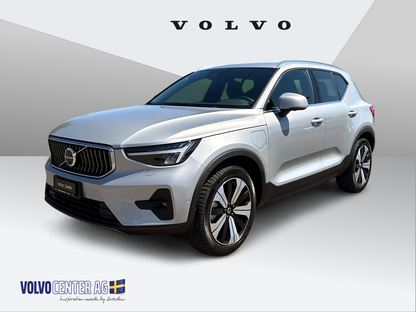 VOLVO XC40 1.5 T4 PiH Plus Bright-image-0