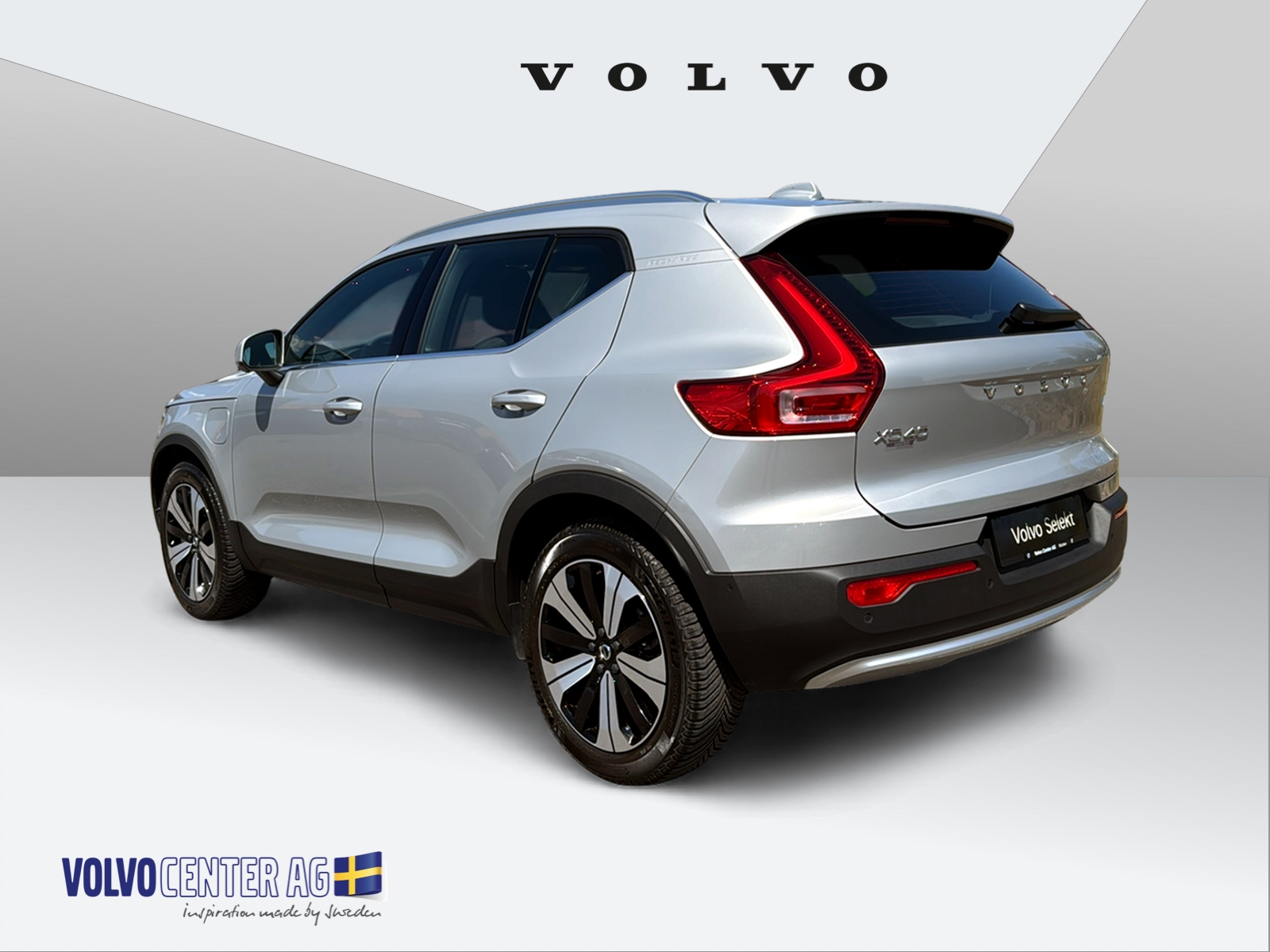 VOLVO XC40 1.5 T4 PiH Plus Bright-image-2