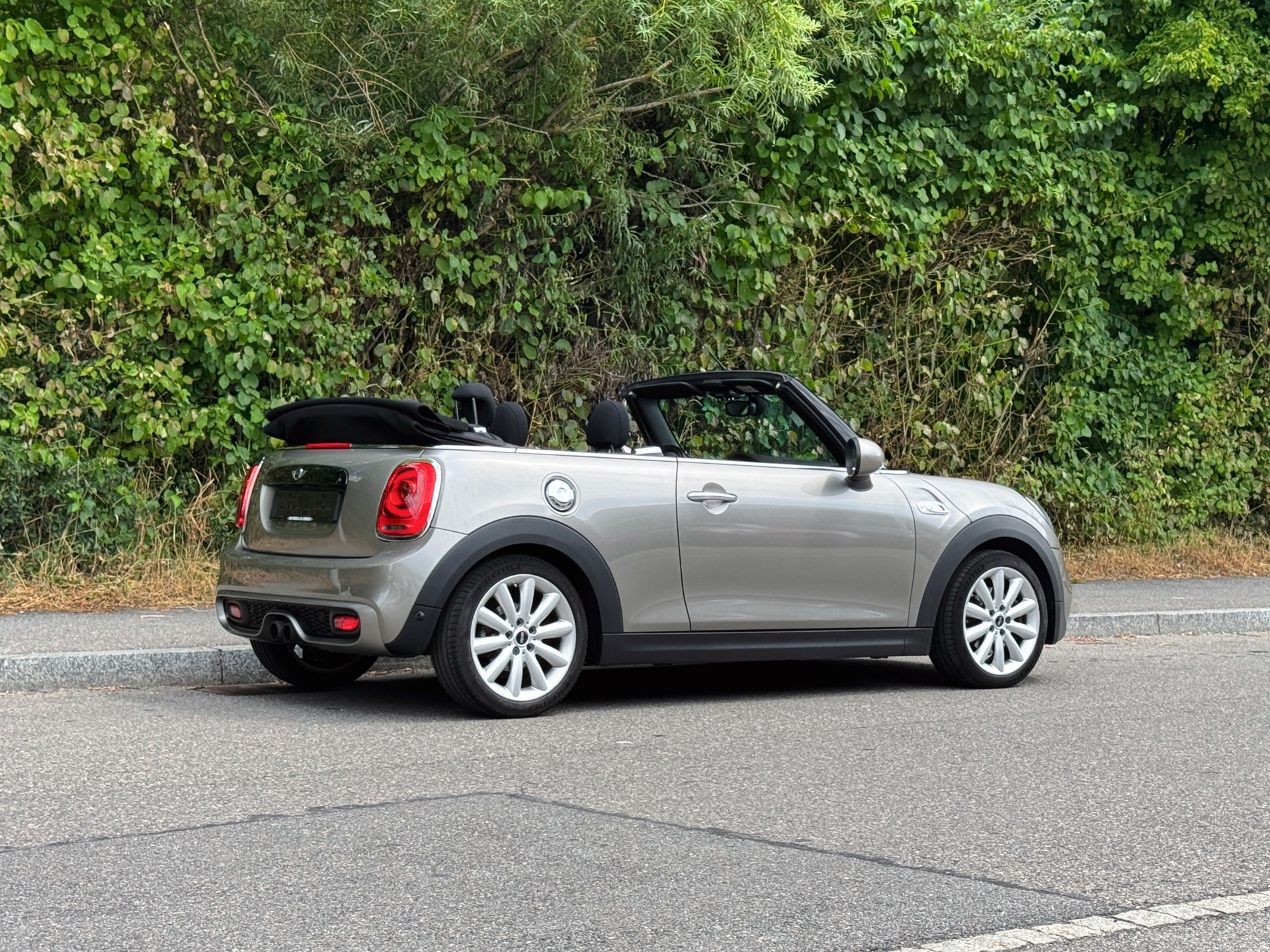 MINI Cooper S Cabriolet Steptronic-image-7