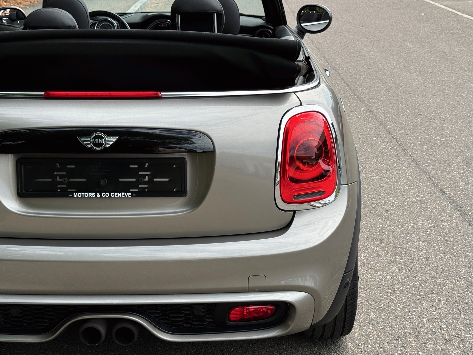 MINI Cooper S Cabriolet Steptronic-image-12