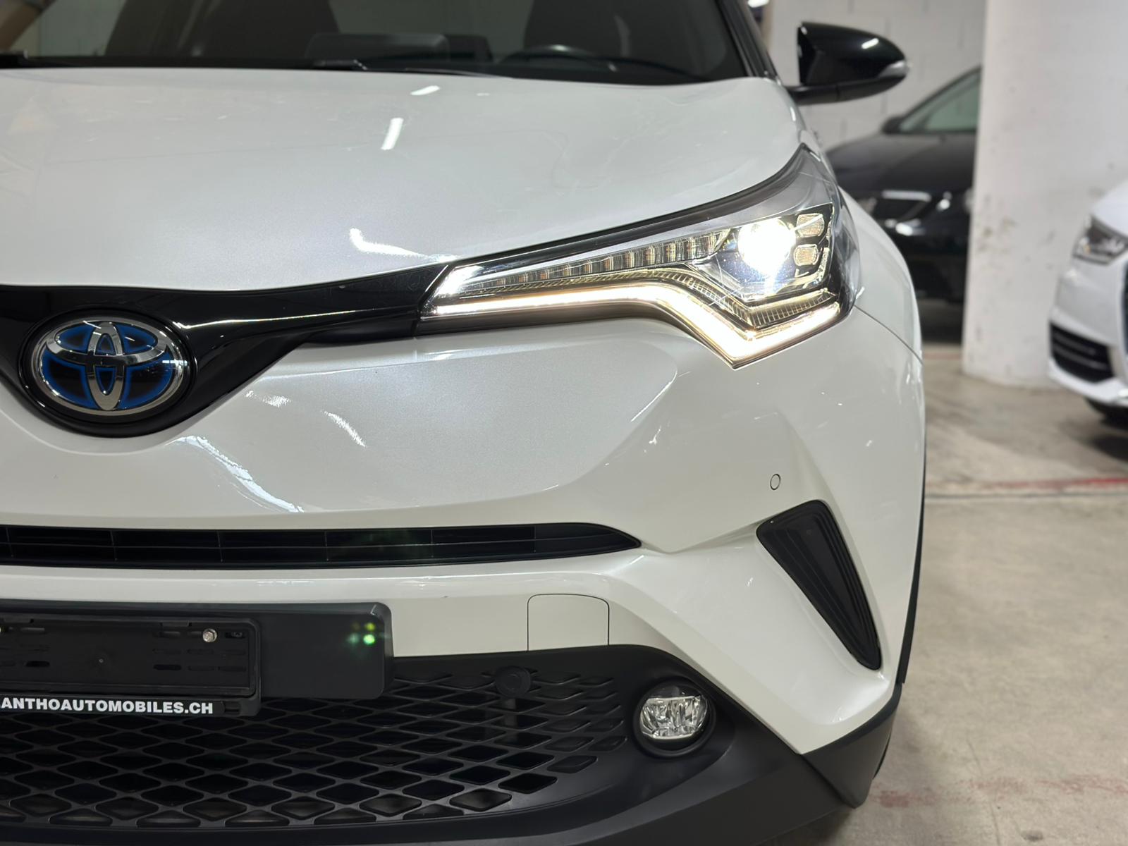 TOYOTA C-HR 1.8 HSD Trend CVT-image-2
