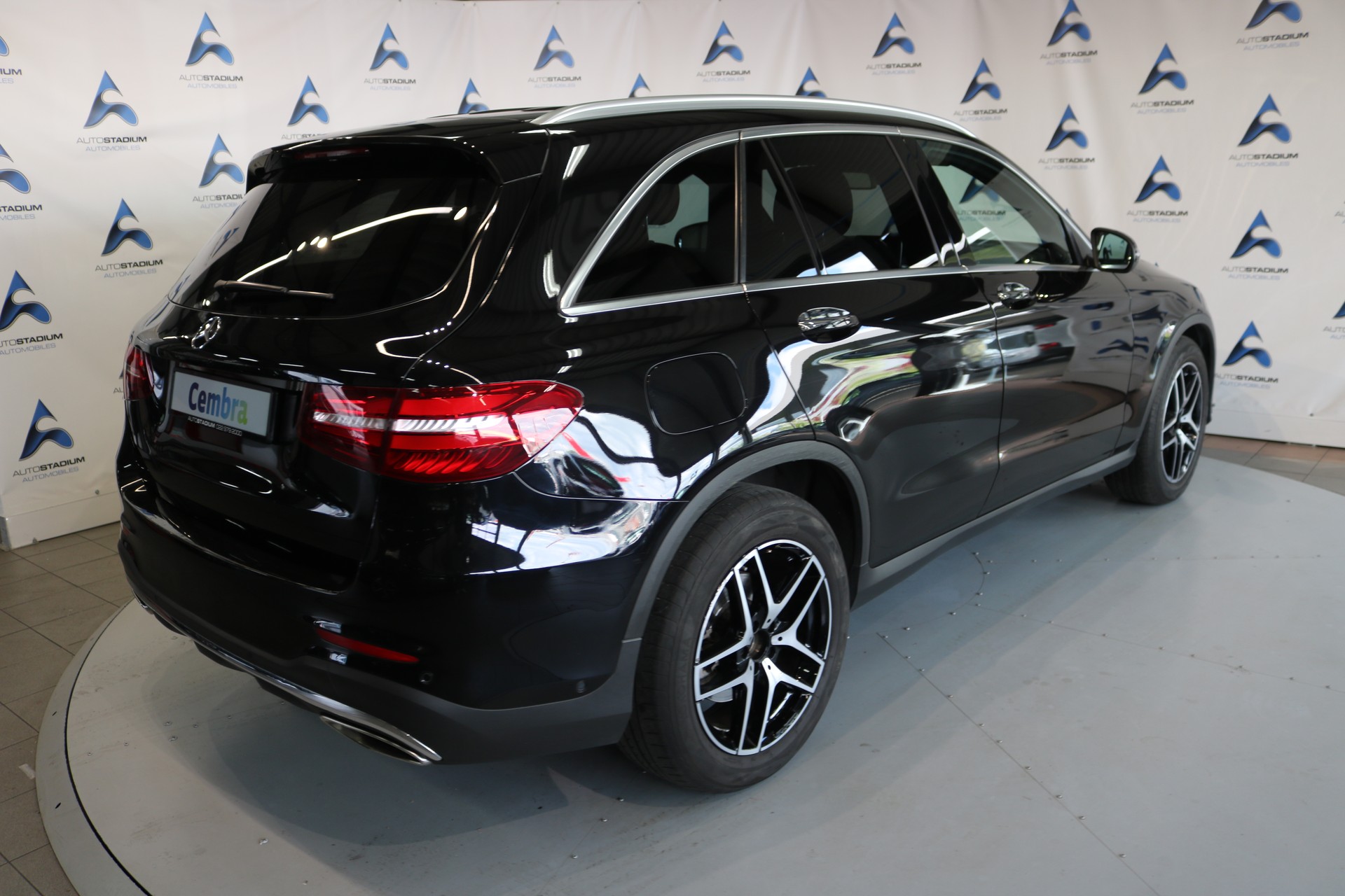 MERCEDES-BENZ GLC 250 4Matic 9G-Tronic-image-17