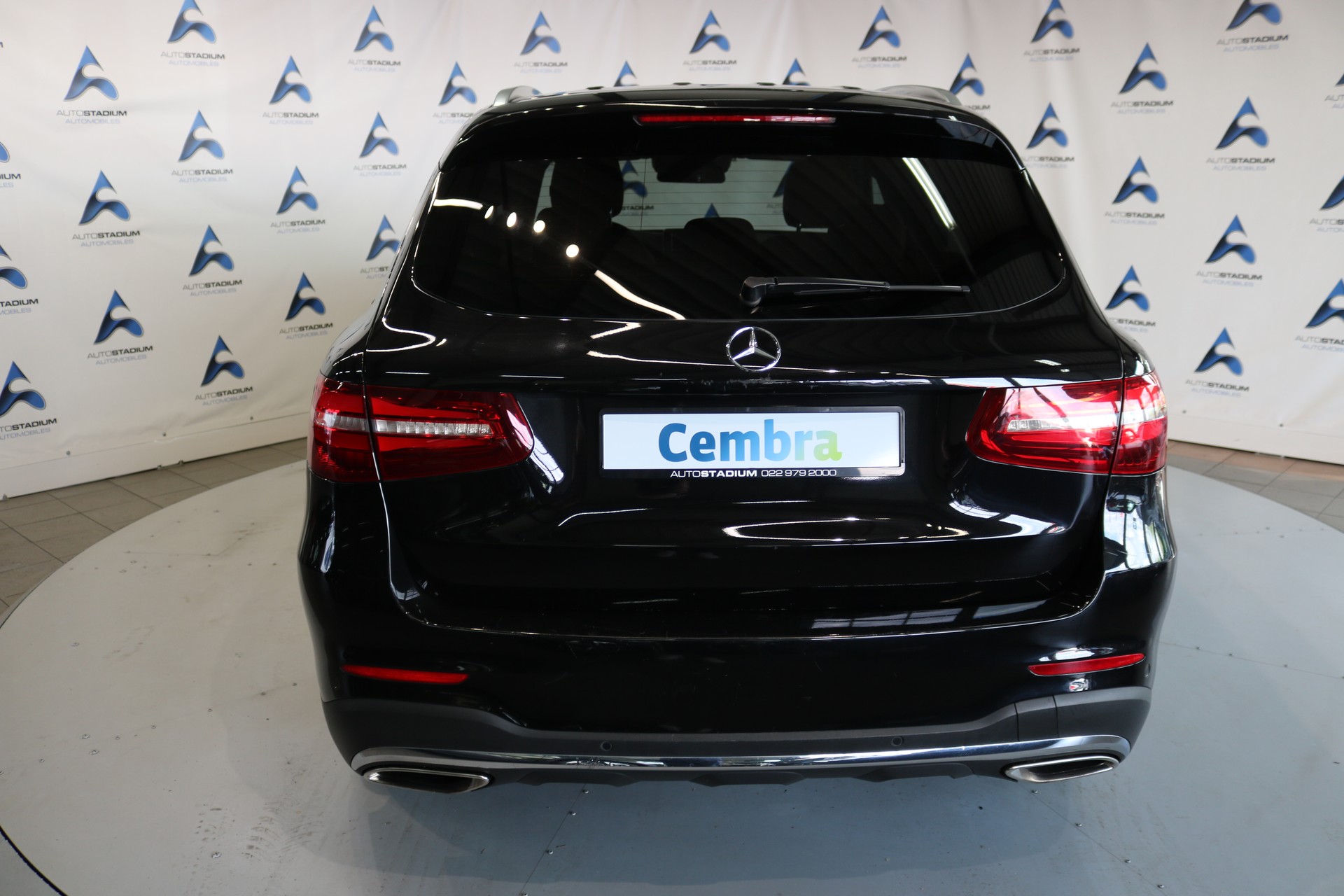 MERCEDES-BENZ GLC 250 4Matic 9G-Tronic-image-15
