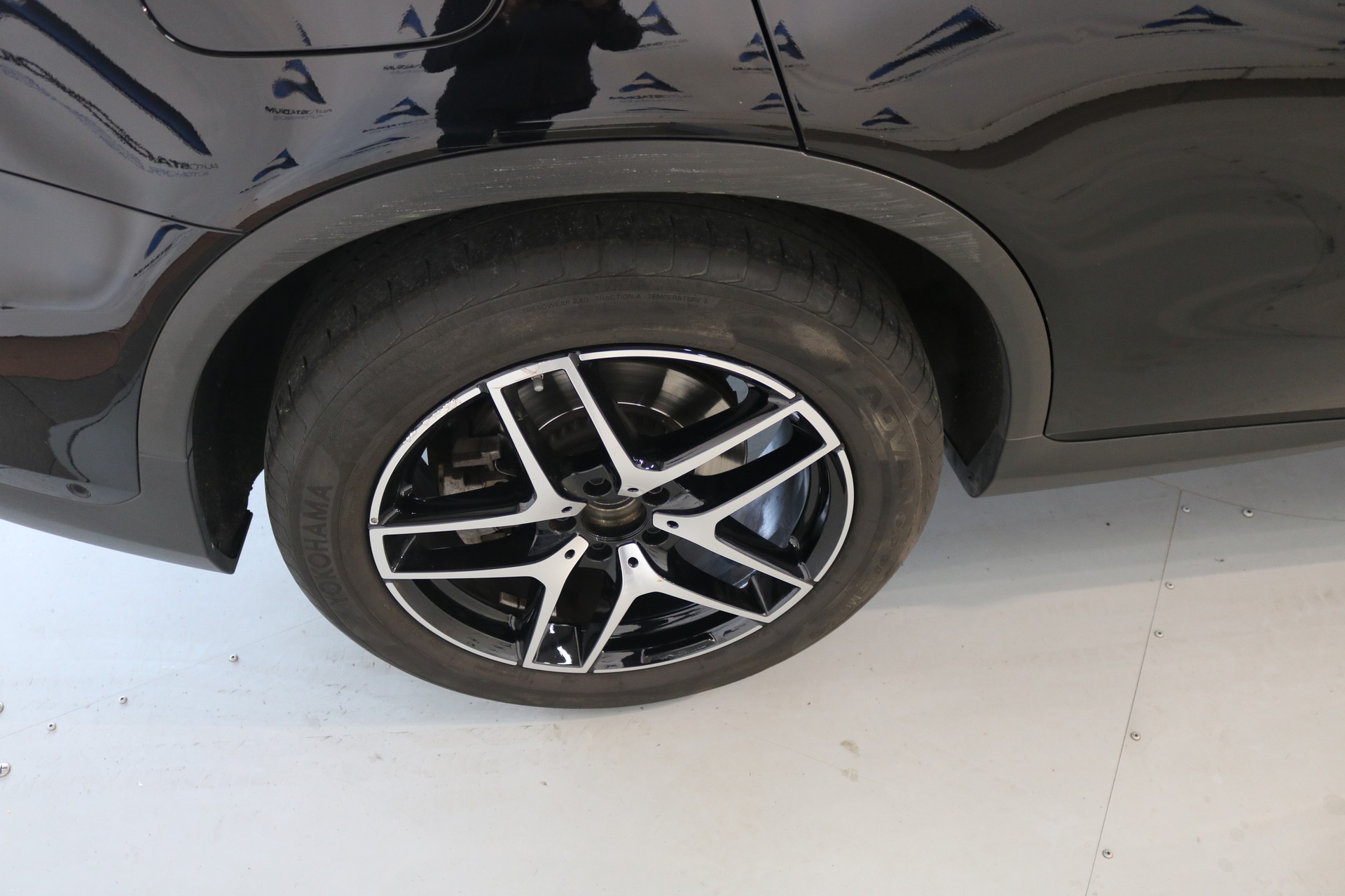 MERCEDES-BENZ GLC 250 4Matic 9G-Tronic-image-26
