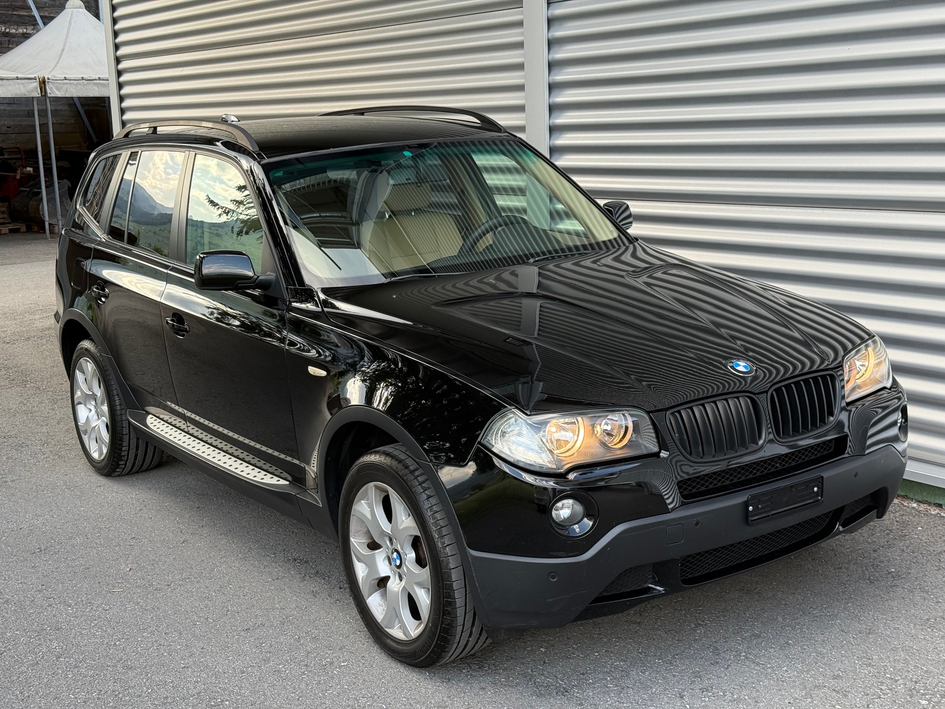BMW X3 xDrive 25i (2.5si)-image-3