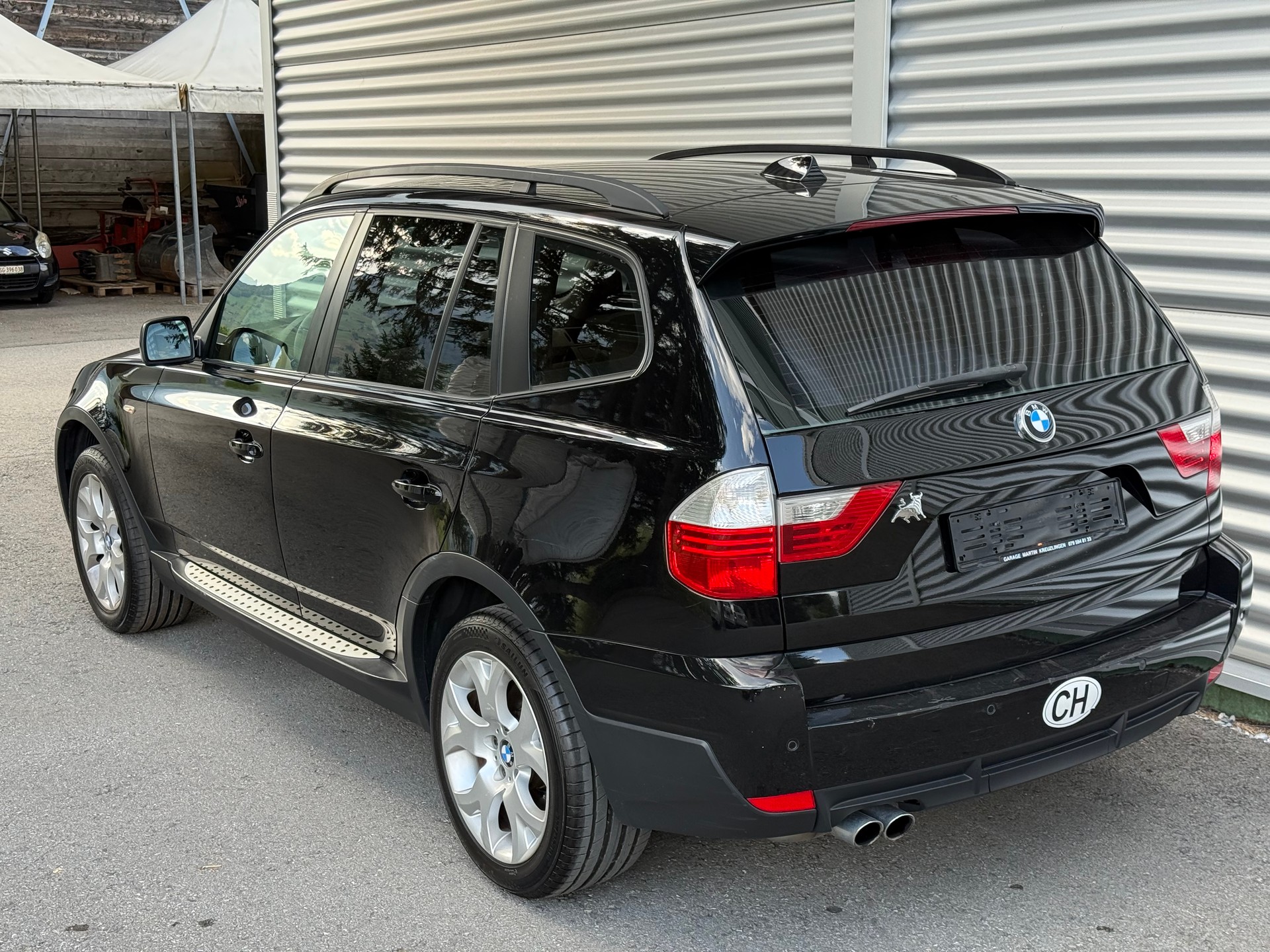 BMW X3 xDrive 25i (2.5si)-image-2